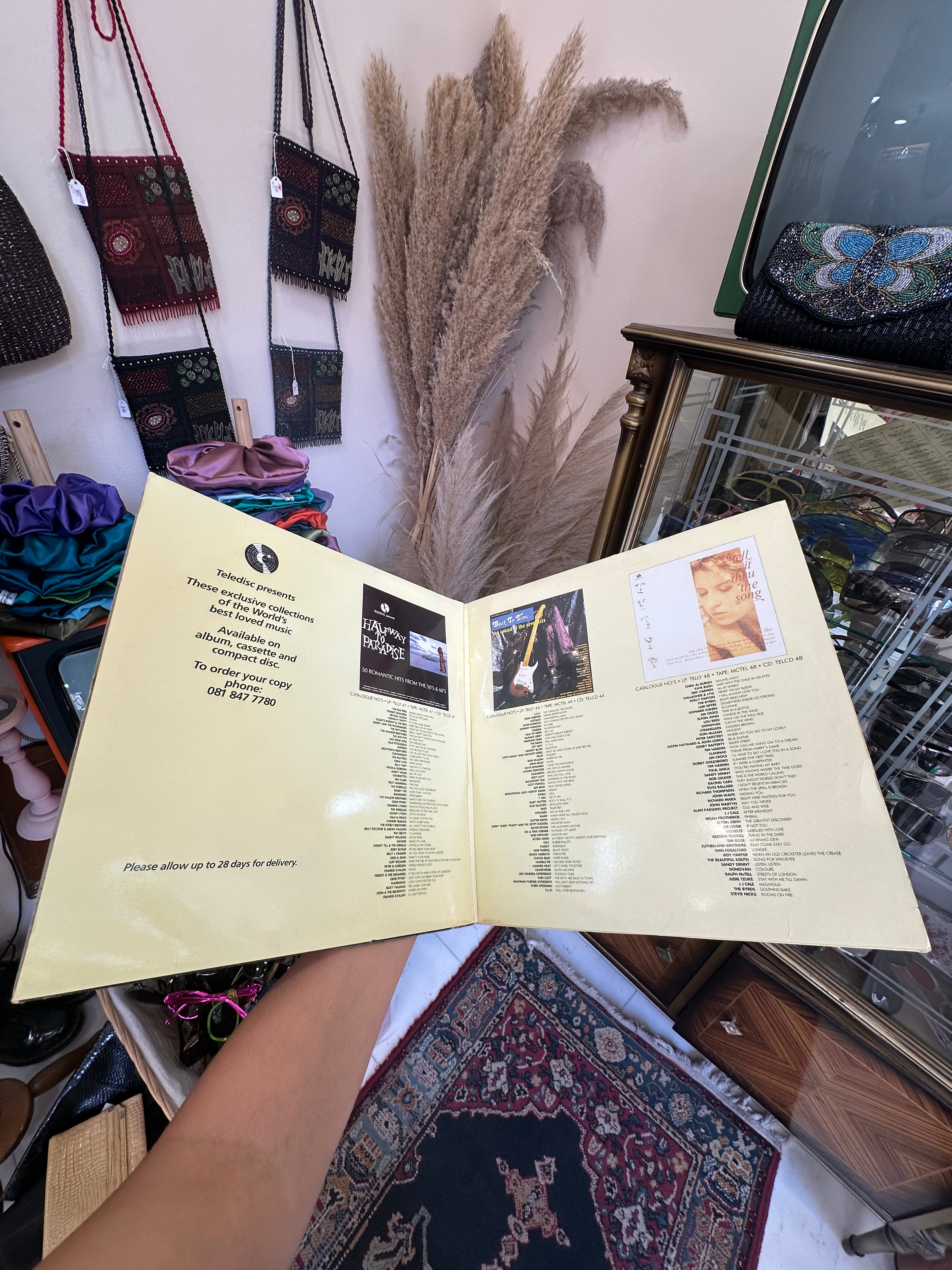 Our generation - featuring: the kinks, cream, beach boys, the animals and more (4 records included)