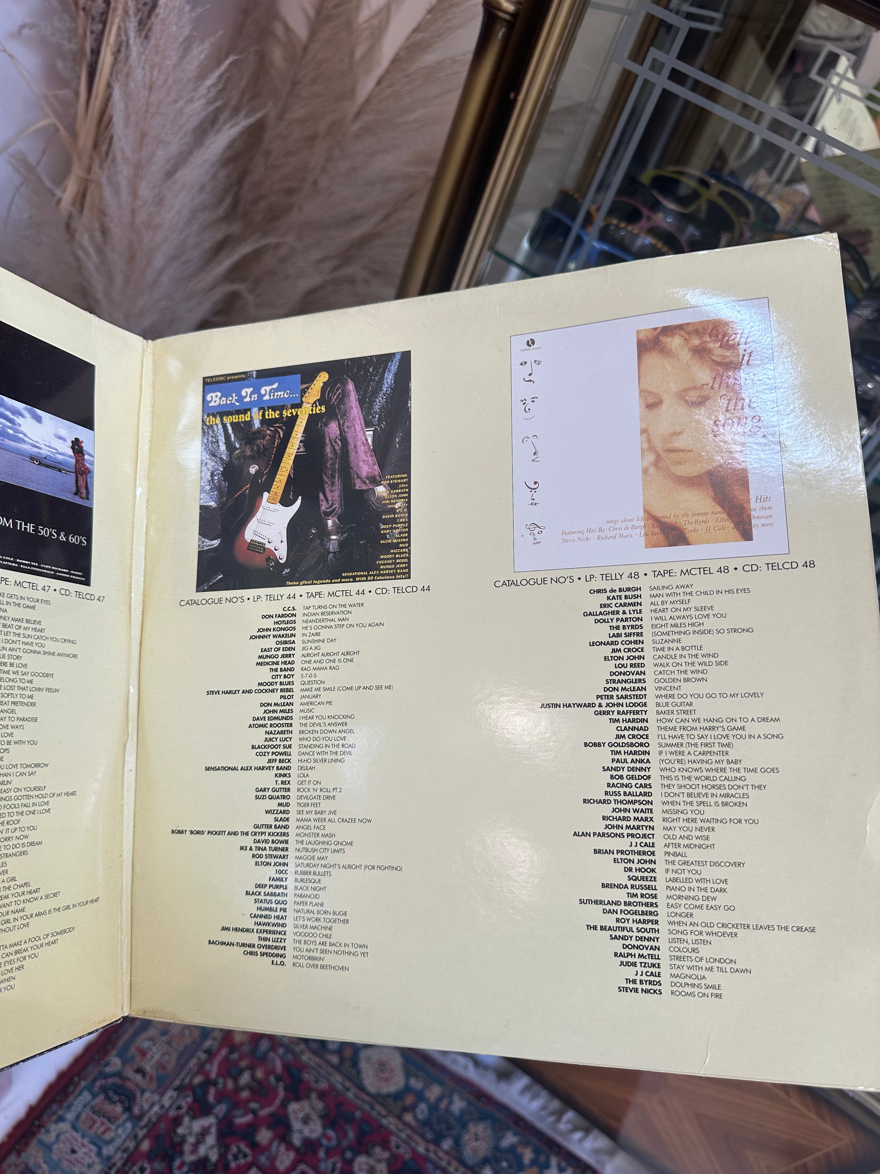 Our generation - featuring: the kinks, cream, beach boys, the animals and more (4 records included)