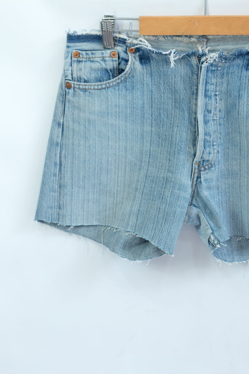 Super hot denim shorts
