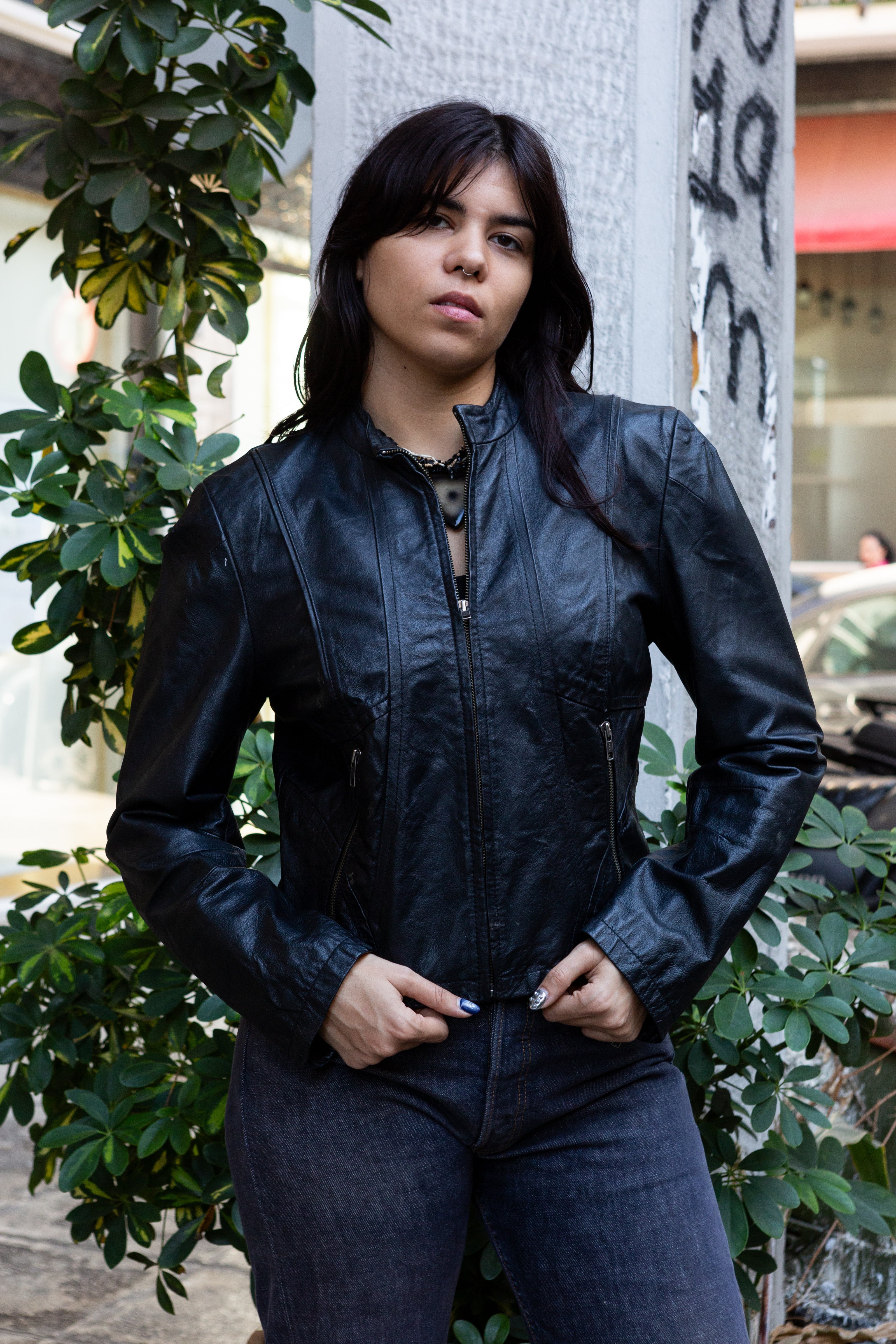 Super hot genuine leather jacket with zippered pockets