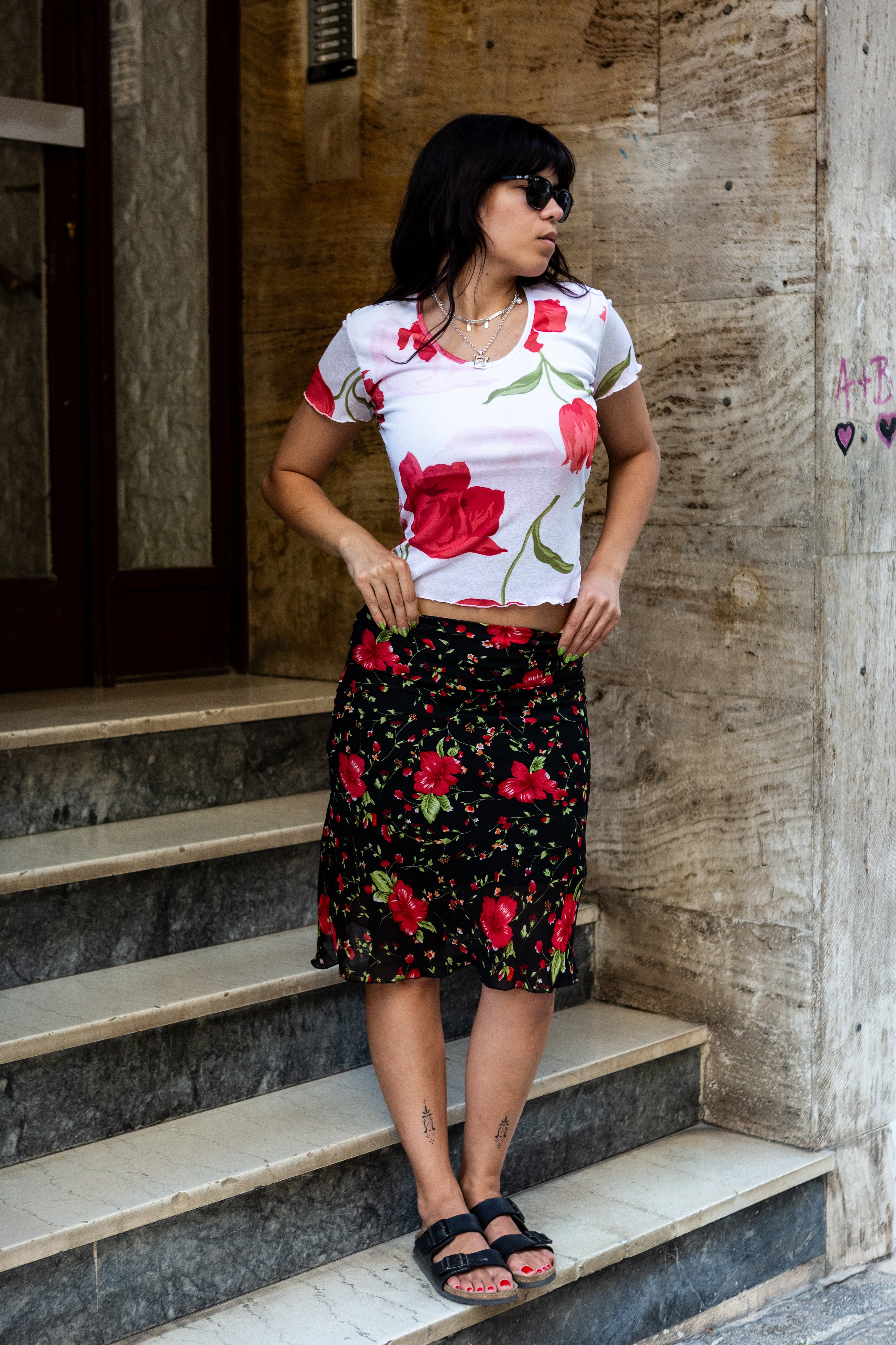 Super cute floral midi skirt