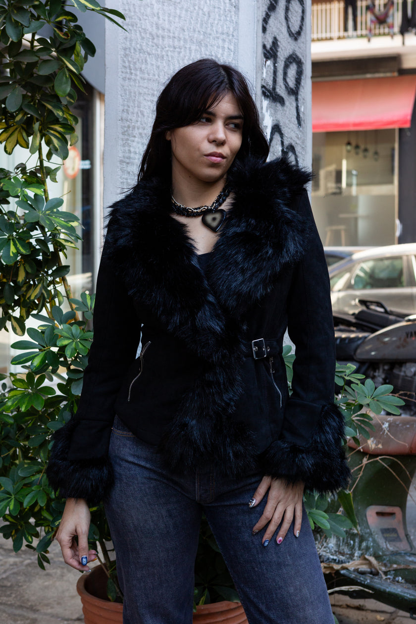 Super hot faux aghan style coat (S)