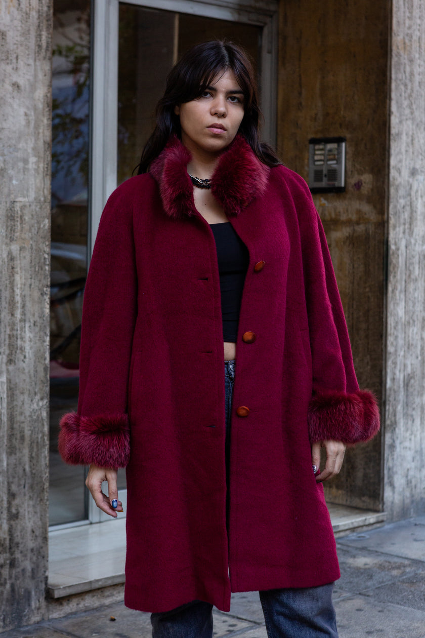 Stunning Vintage Mohair wool coat with faux fur trim (L)