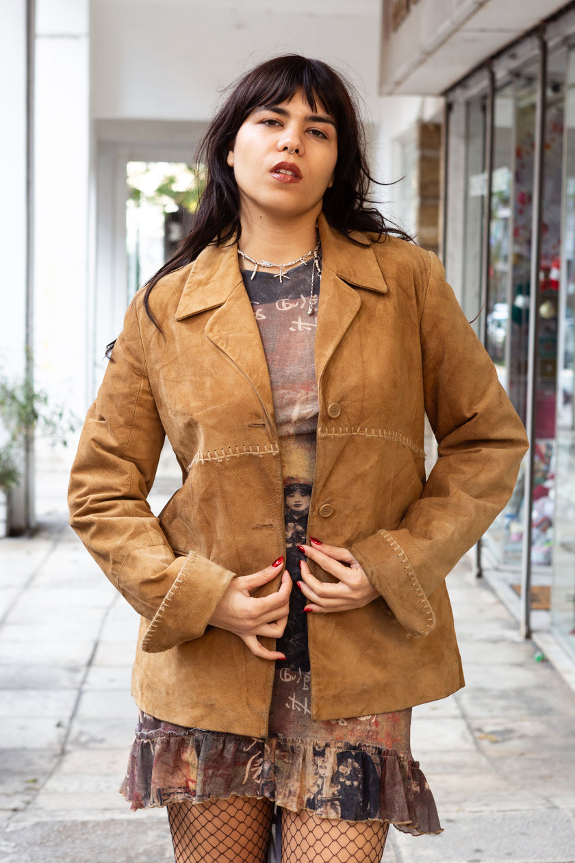 Amazing genuine leather jacket with emboidered details (M)