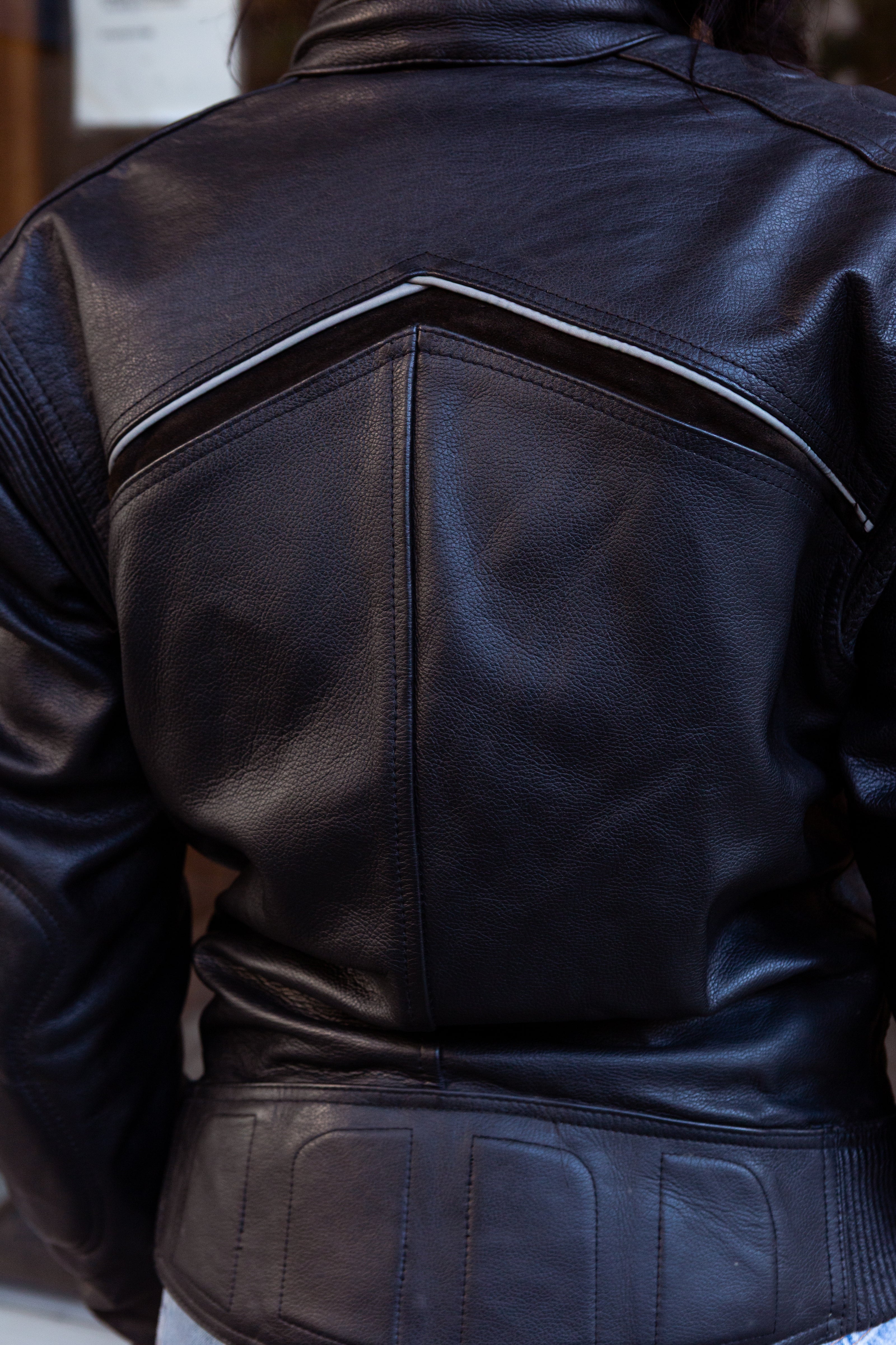 Women’s Black Leather Motorcycle Jacket – Zip Front (M)