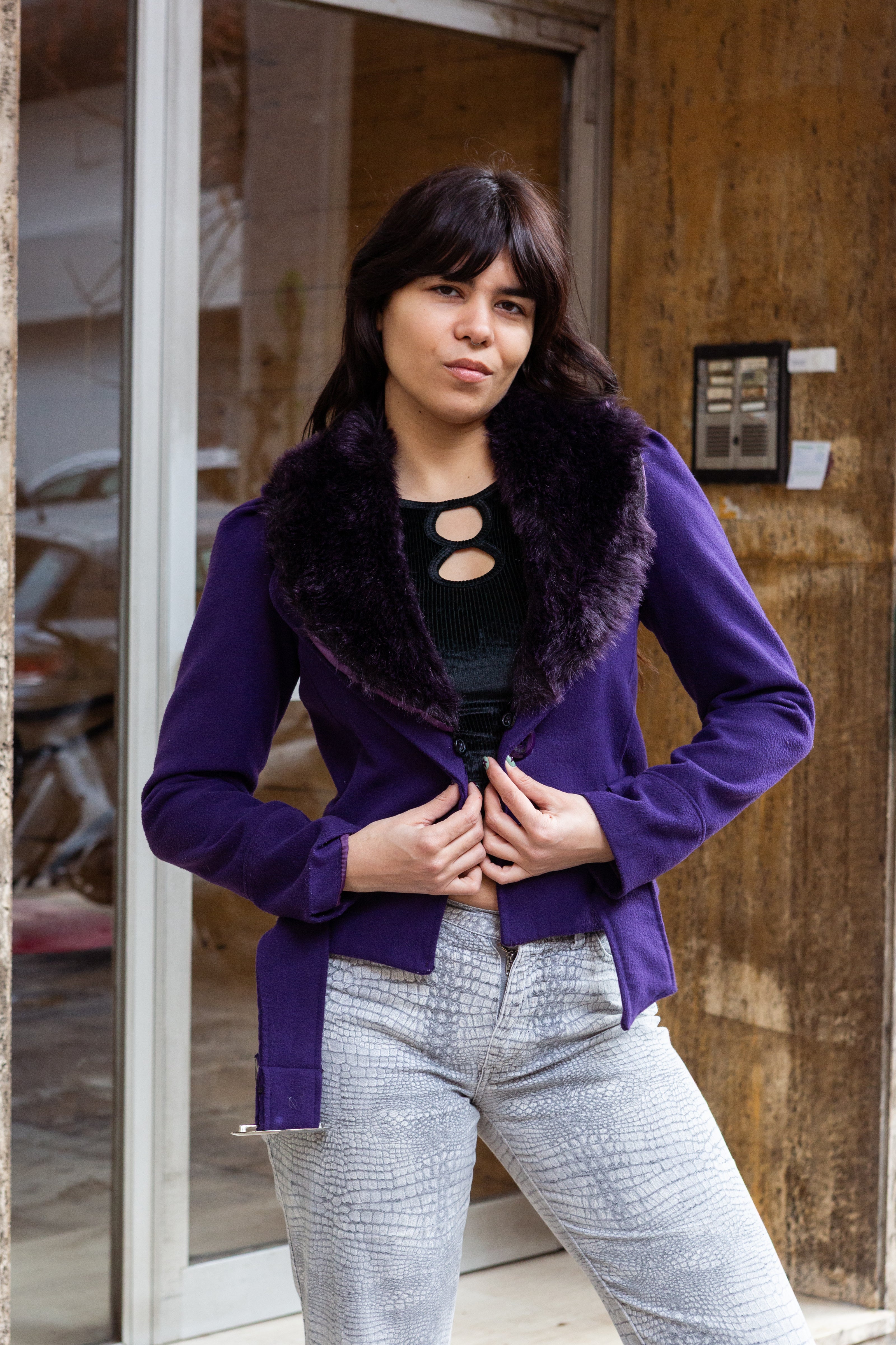 Super cute wool cropped coat with faux fur collar (S)