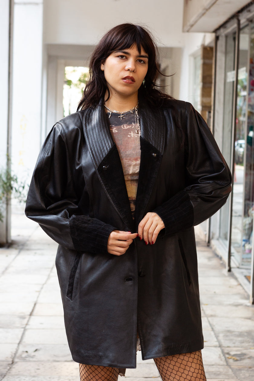 Amazing black leather jacket with velvet details (L)