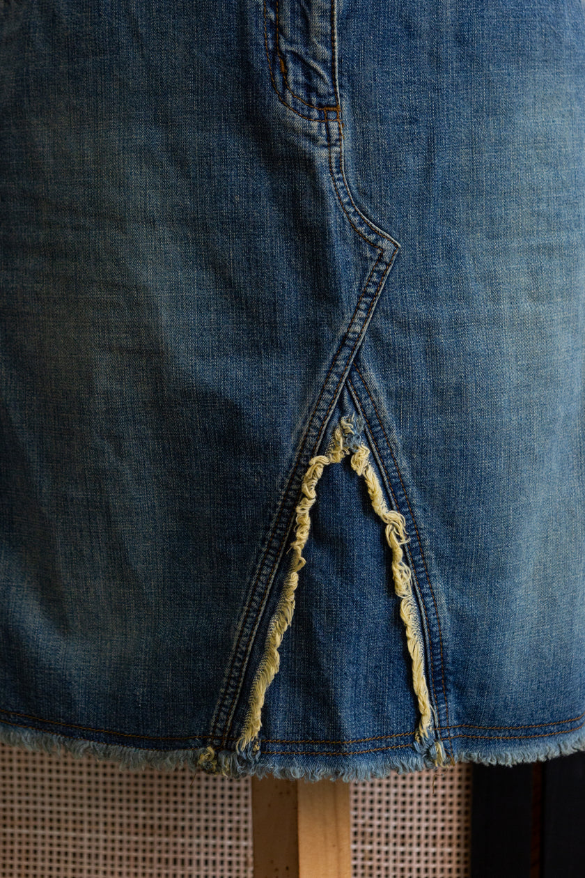 Vintage Y2K Denim Midi Skirt with Raw Hem & Distressed Front Slit