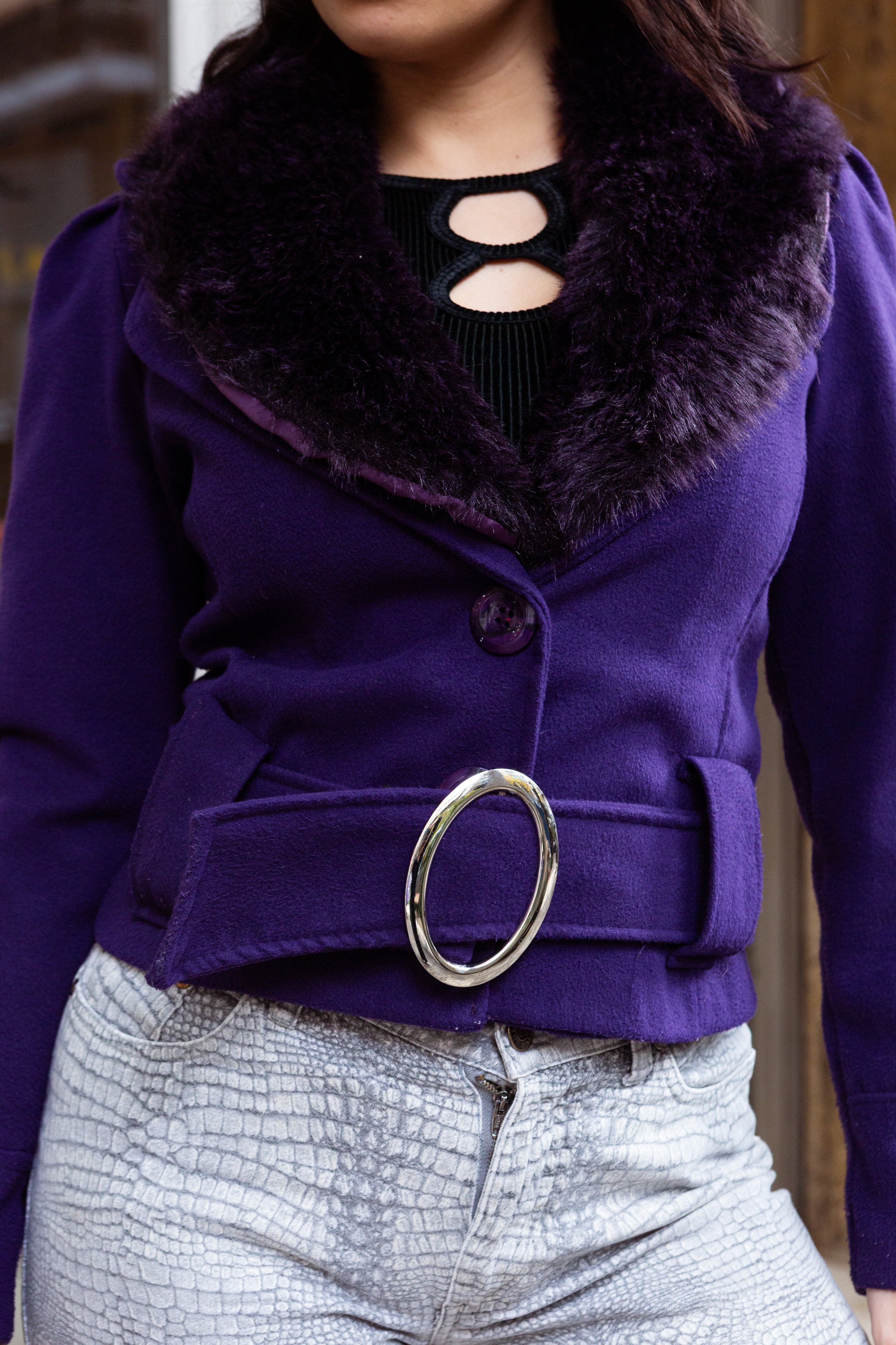 Super cute wool cropped coat with faux fur collar (S)