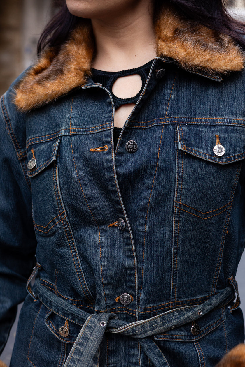 Women’s Dark Wash Denim Coat with Faux Fur Trim (XL)