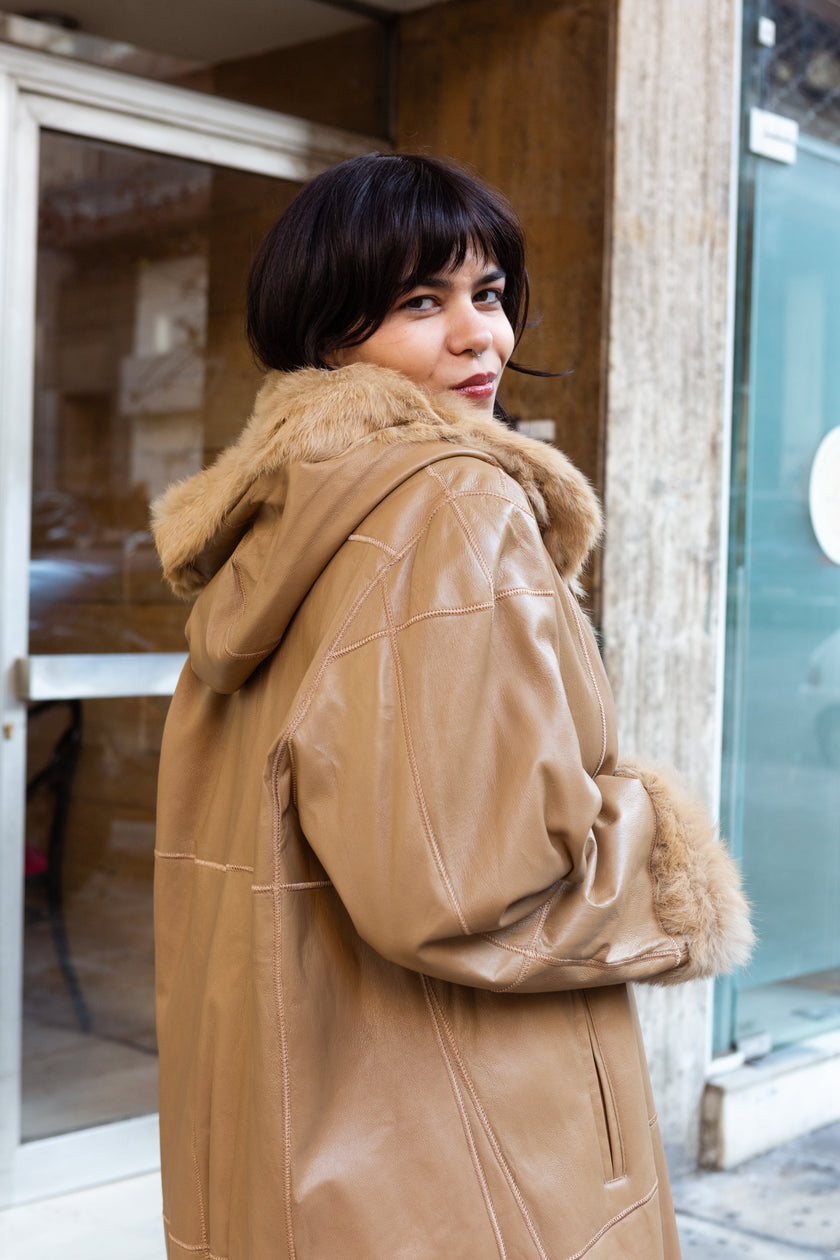 Vintage genuine lapin leather coat with fur lining (XL)