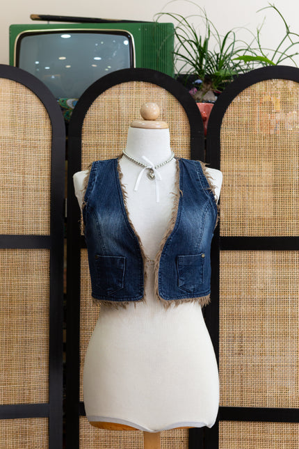 Super cool cropped denim vest with faux fur lining
