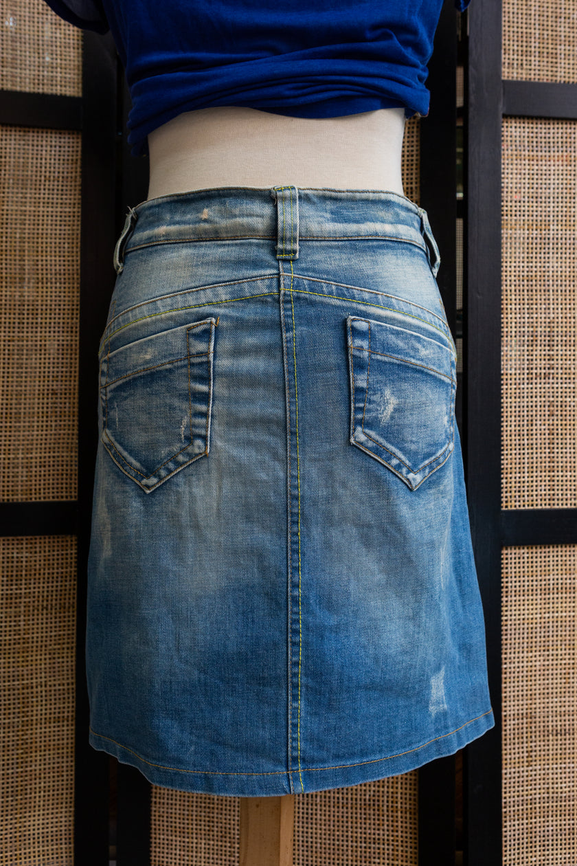 Distressed Y2K Utility Style Denim Skirt