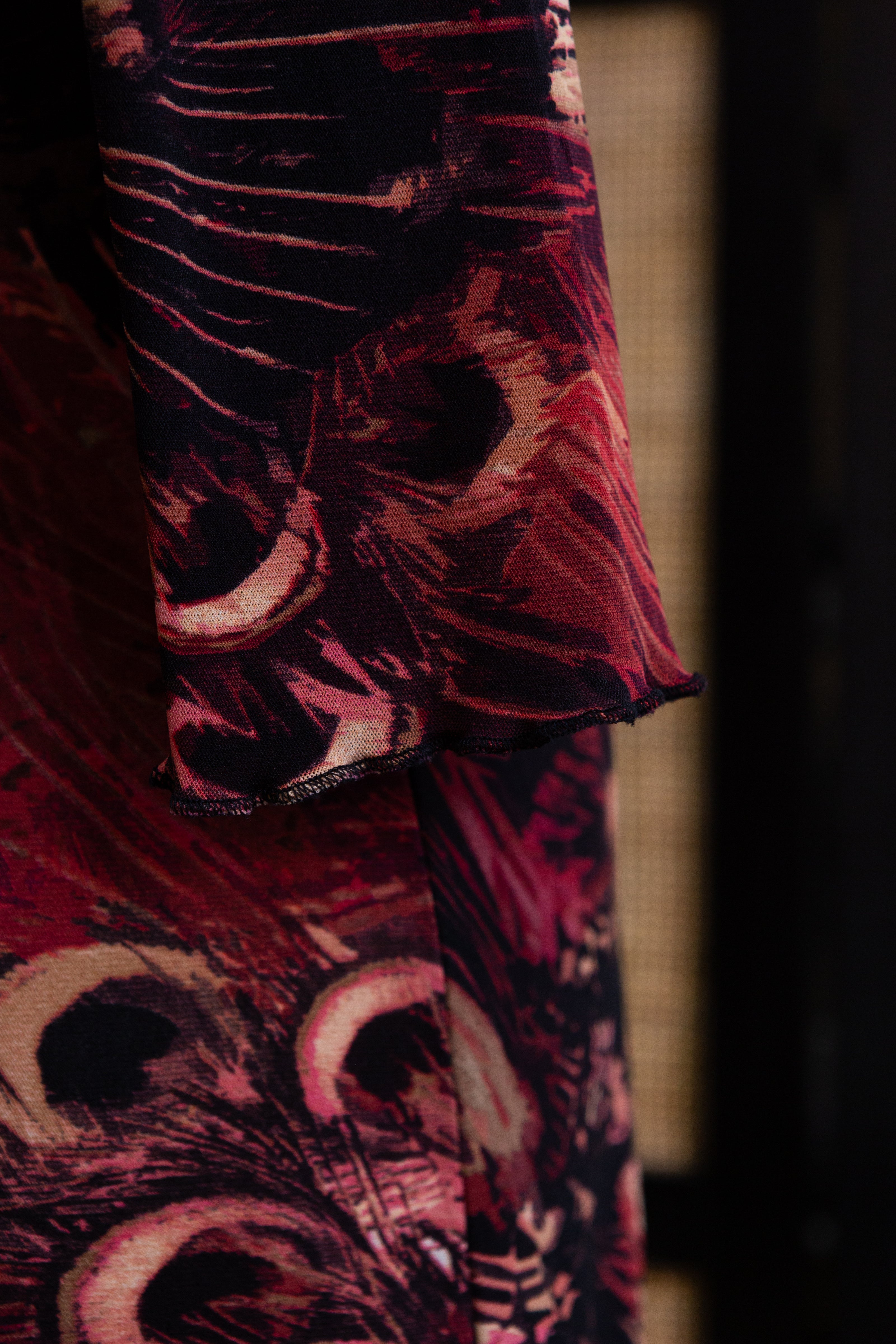 Super hot vintage mesh abstract patterned dress