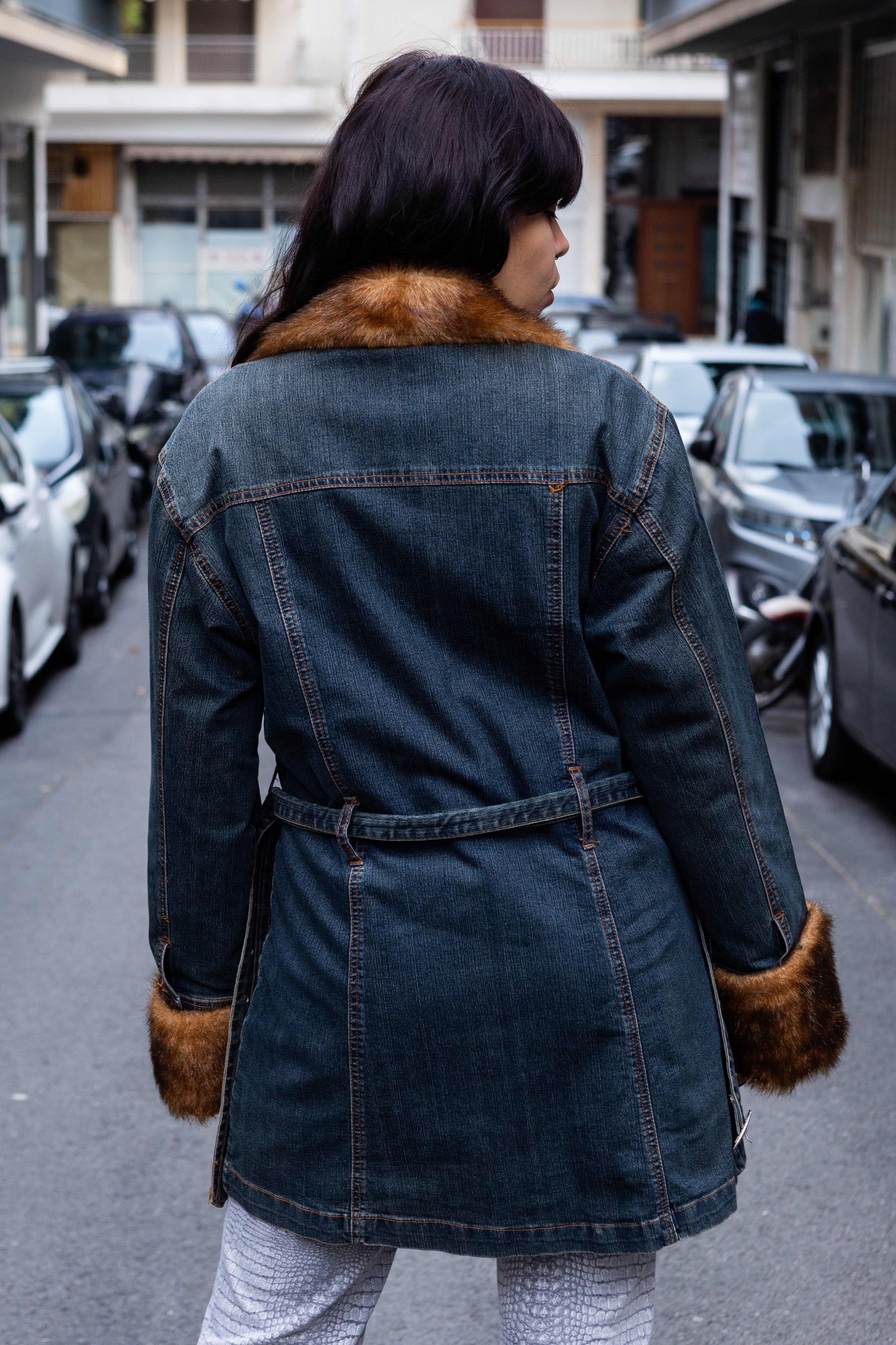 Women’s Dark Wash Denim Coat with Faux Fur Trim (XL)