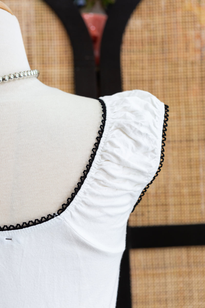 Super cute white romantic top