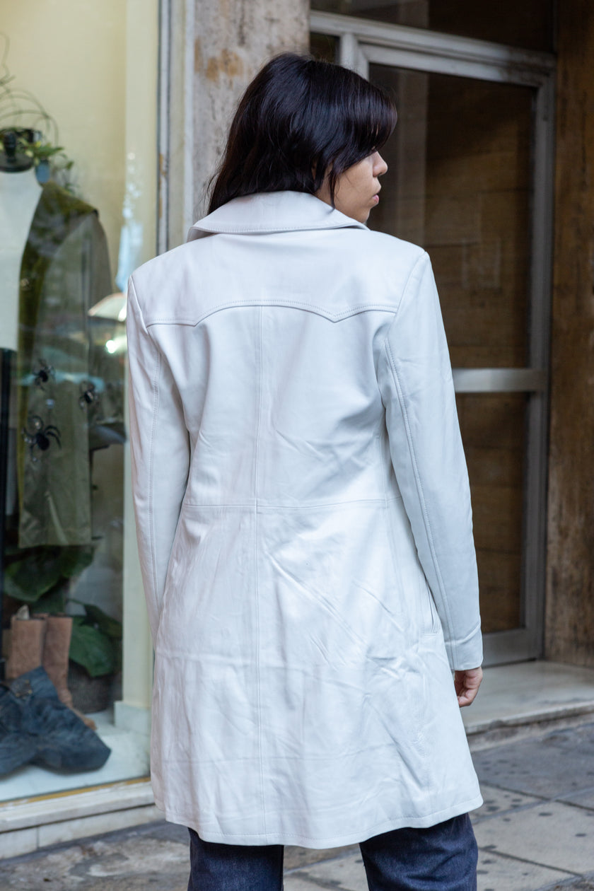 Classic white faux leather jacket (S/M)