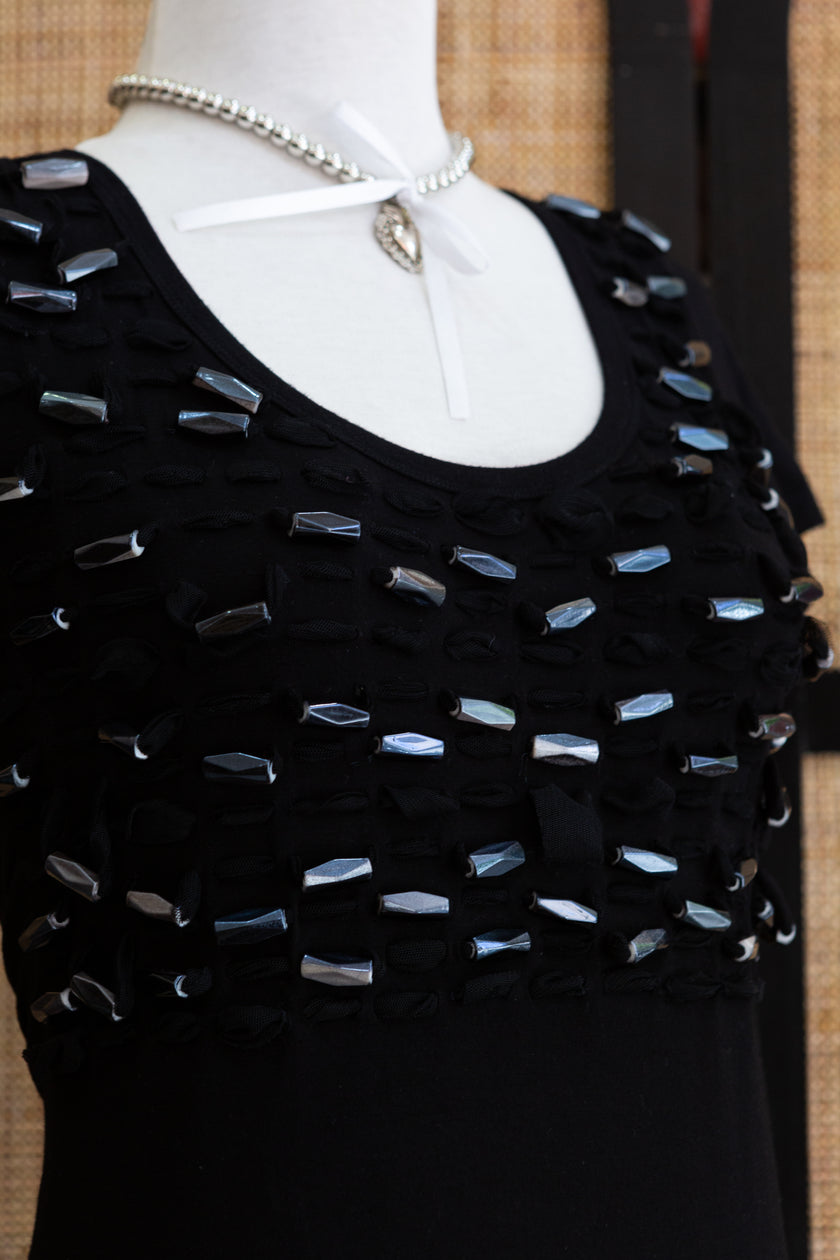 Super cure fitted top with big bead detailing (very elastic)