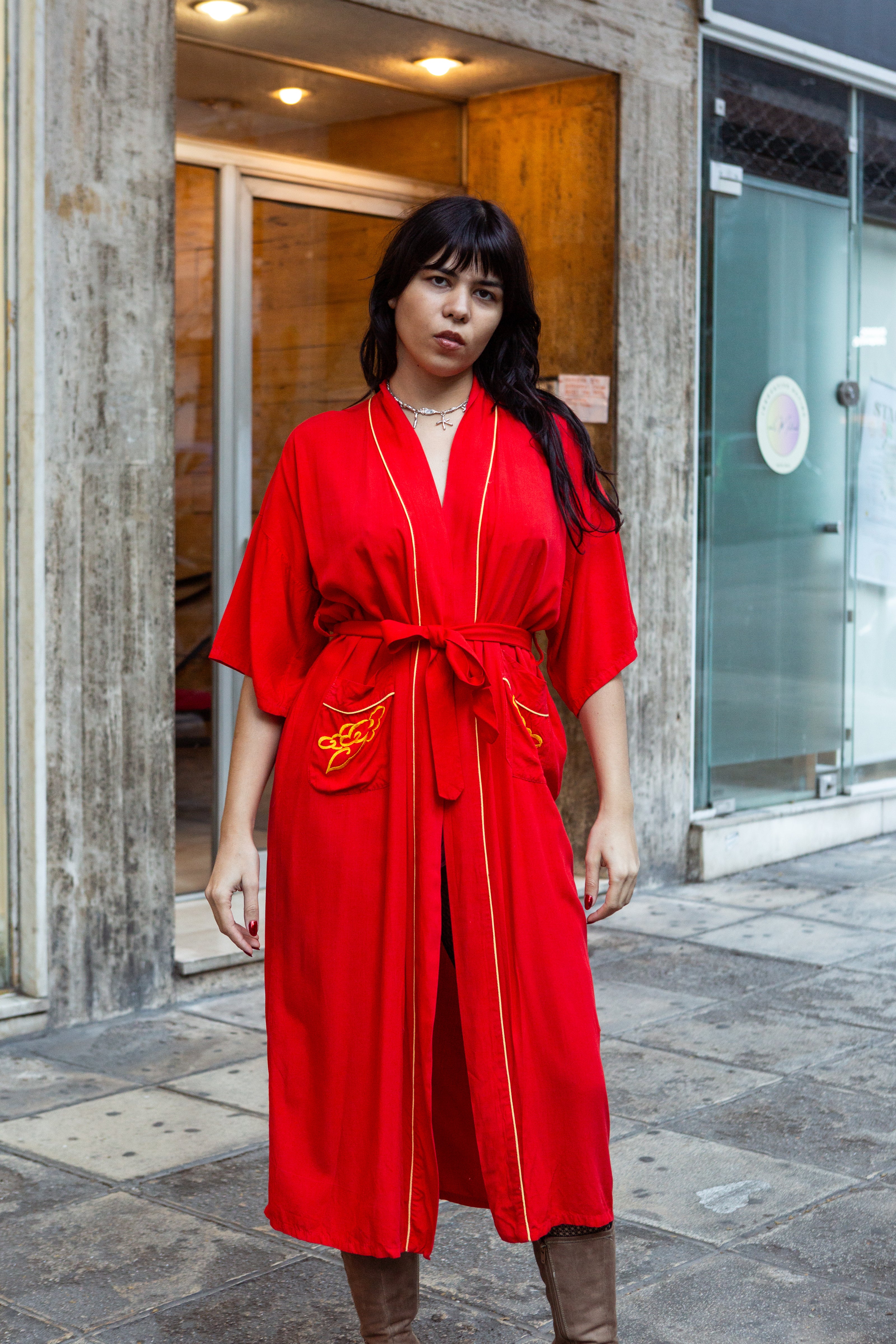 Beautiful viscose asian dragon robe with embroidered detailing