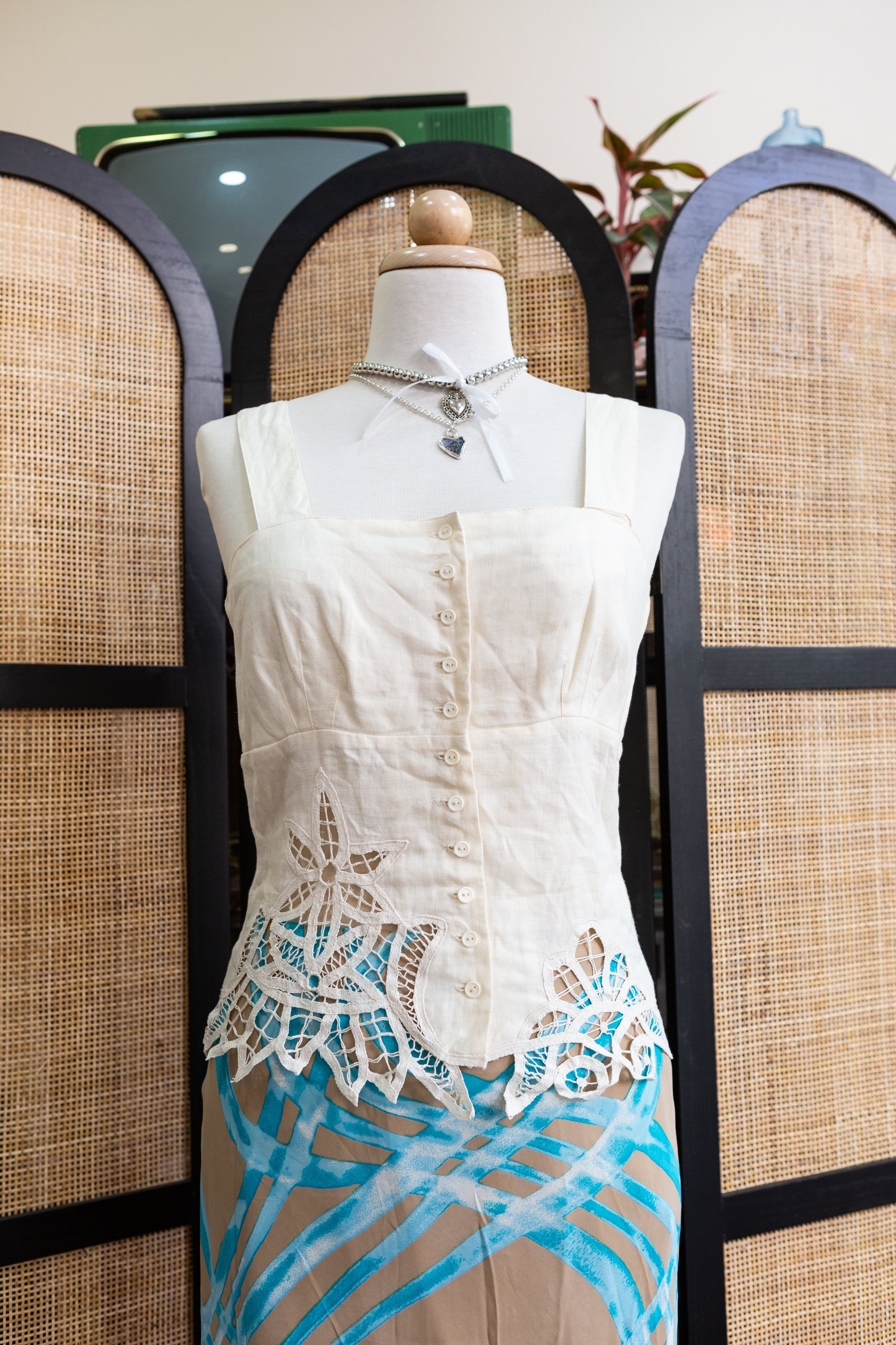 Vintage Ivory Linen Corset Top with Cutout Lace Hem