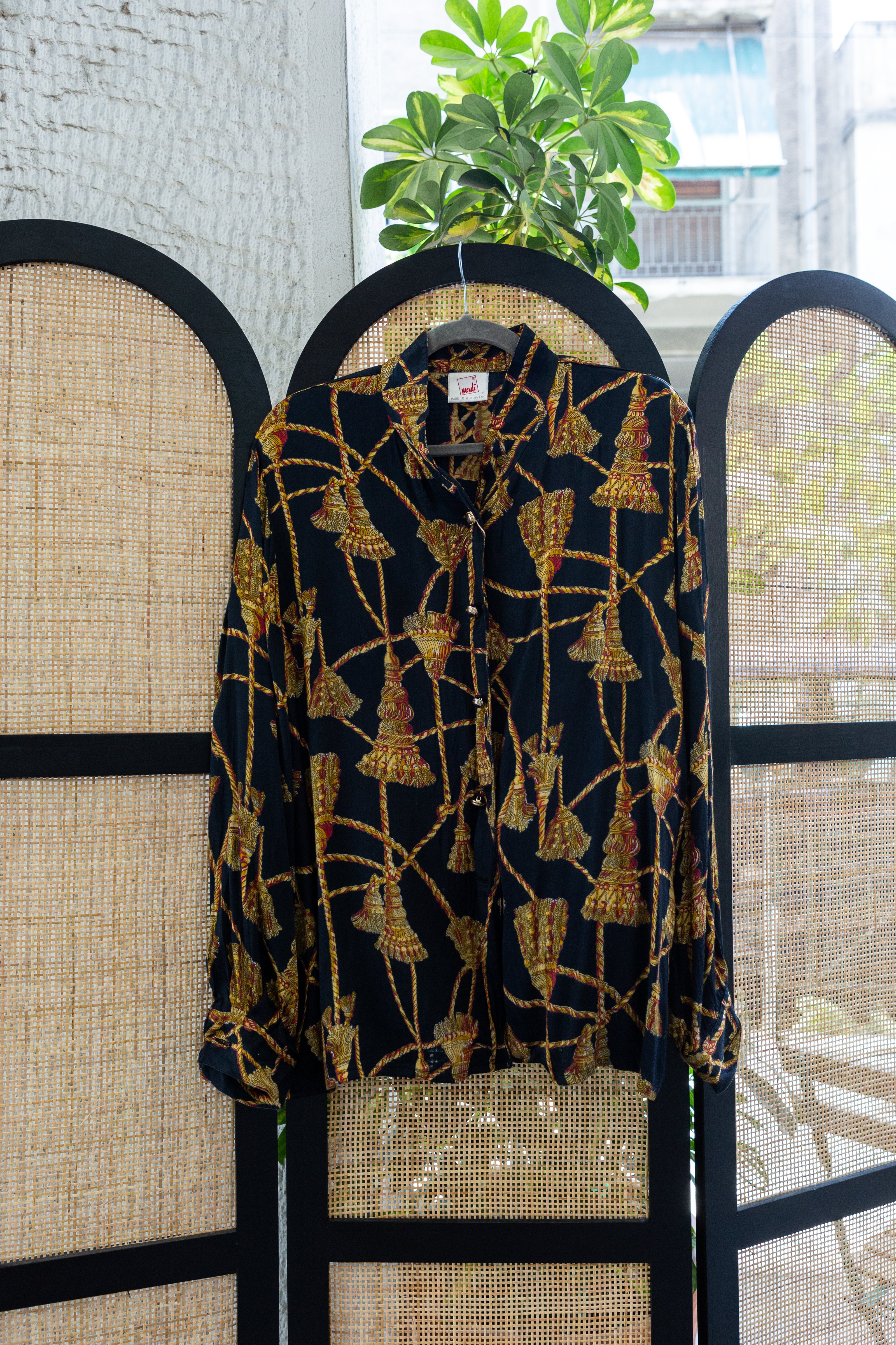 Vintage funky patterned shirt