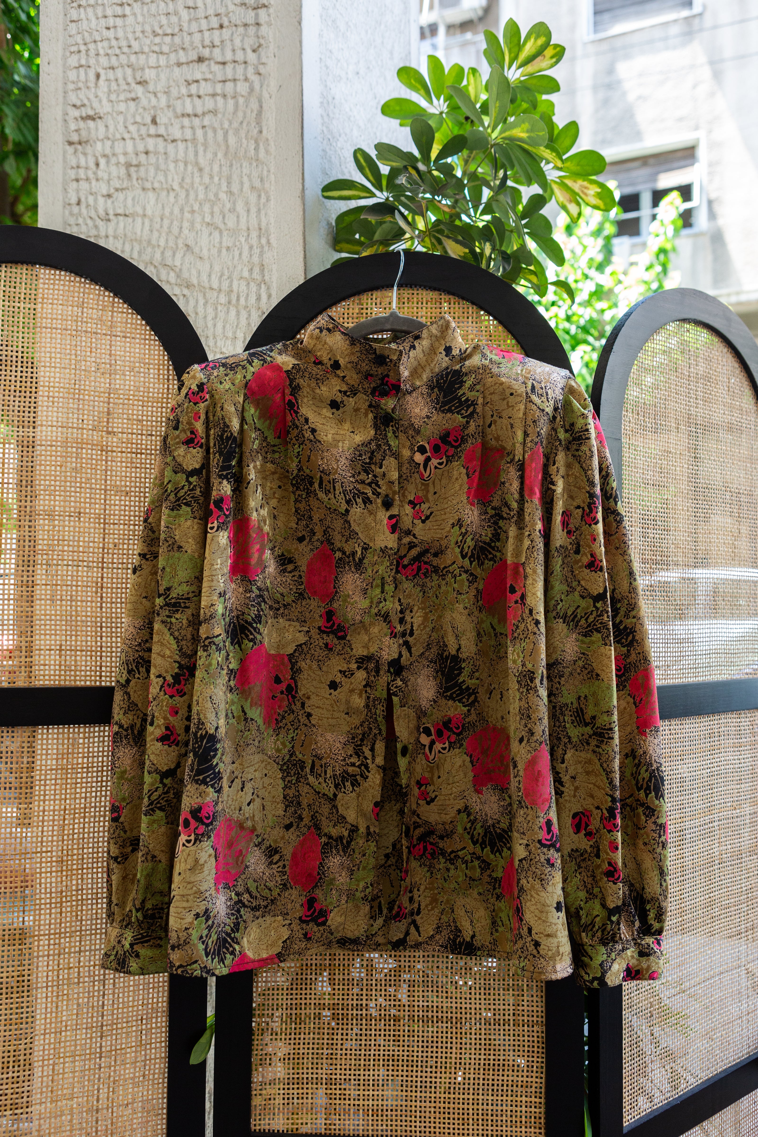 Bold Vintage Abstract Floral Print with shoulder pads