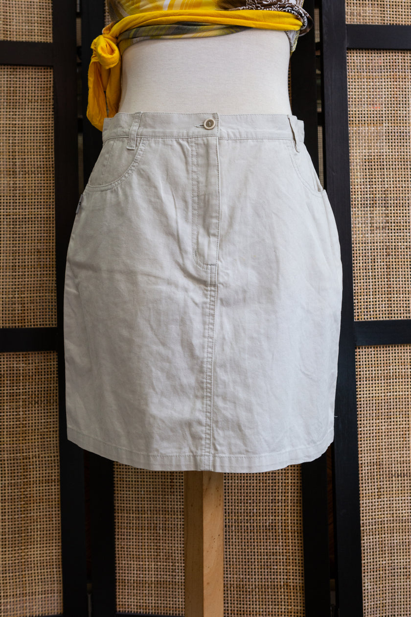 Vintage Khaki Utility Mini Skirt – Y2K Casual Cargo Style with Pockets