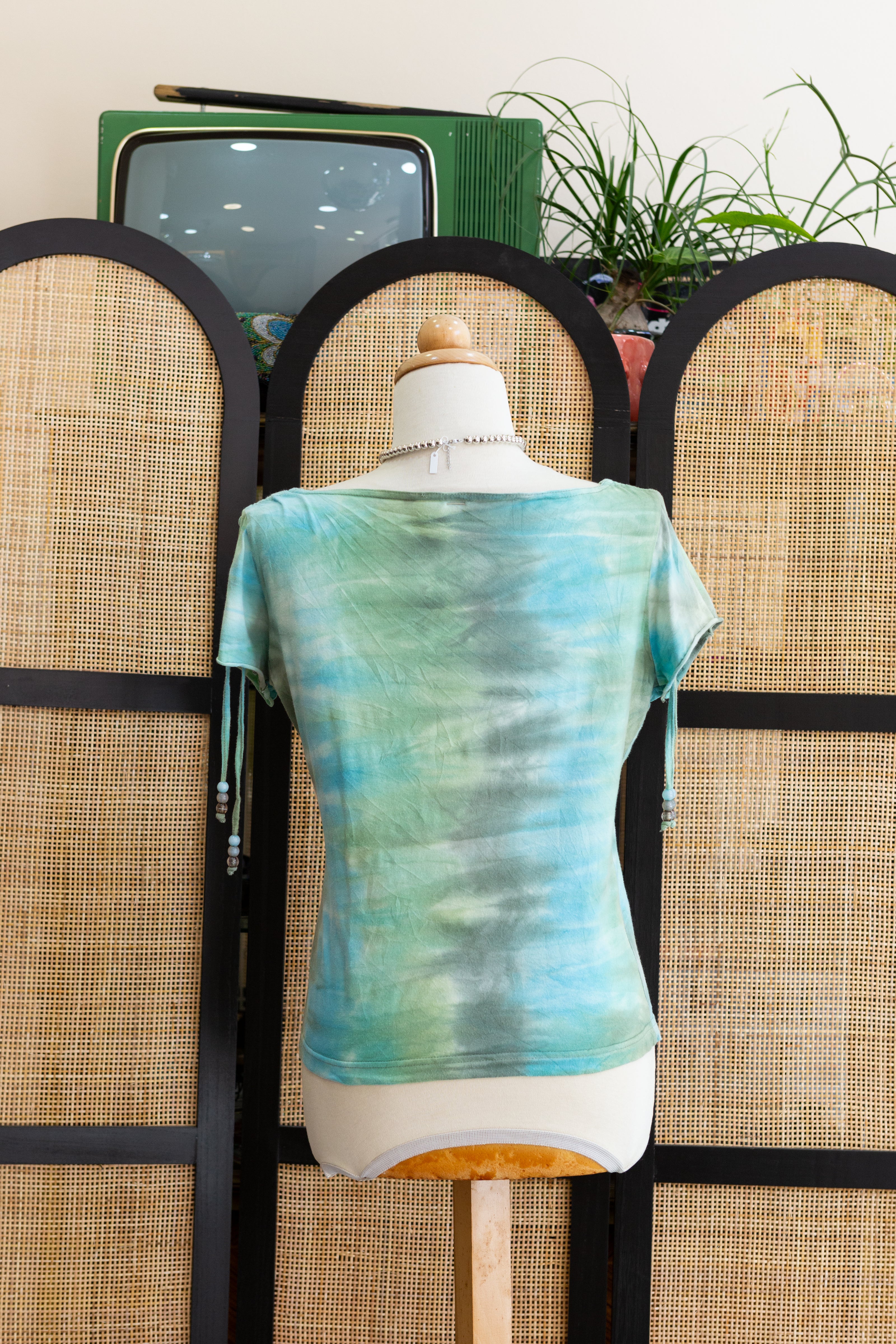 Super cute Y2K graphic top