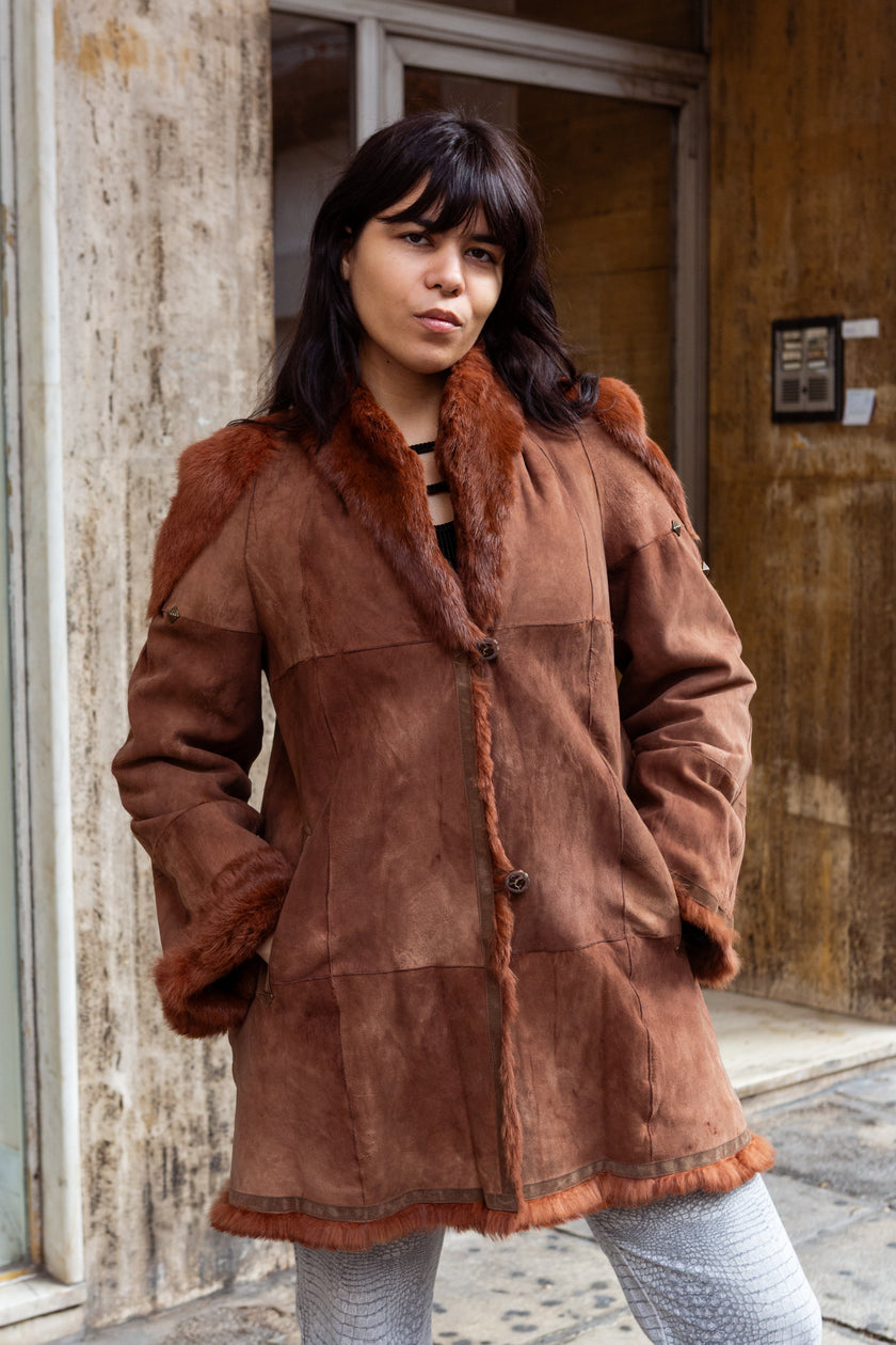 Vintage brown genuine shearling coat with fur lininng (M/L)