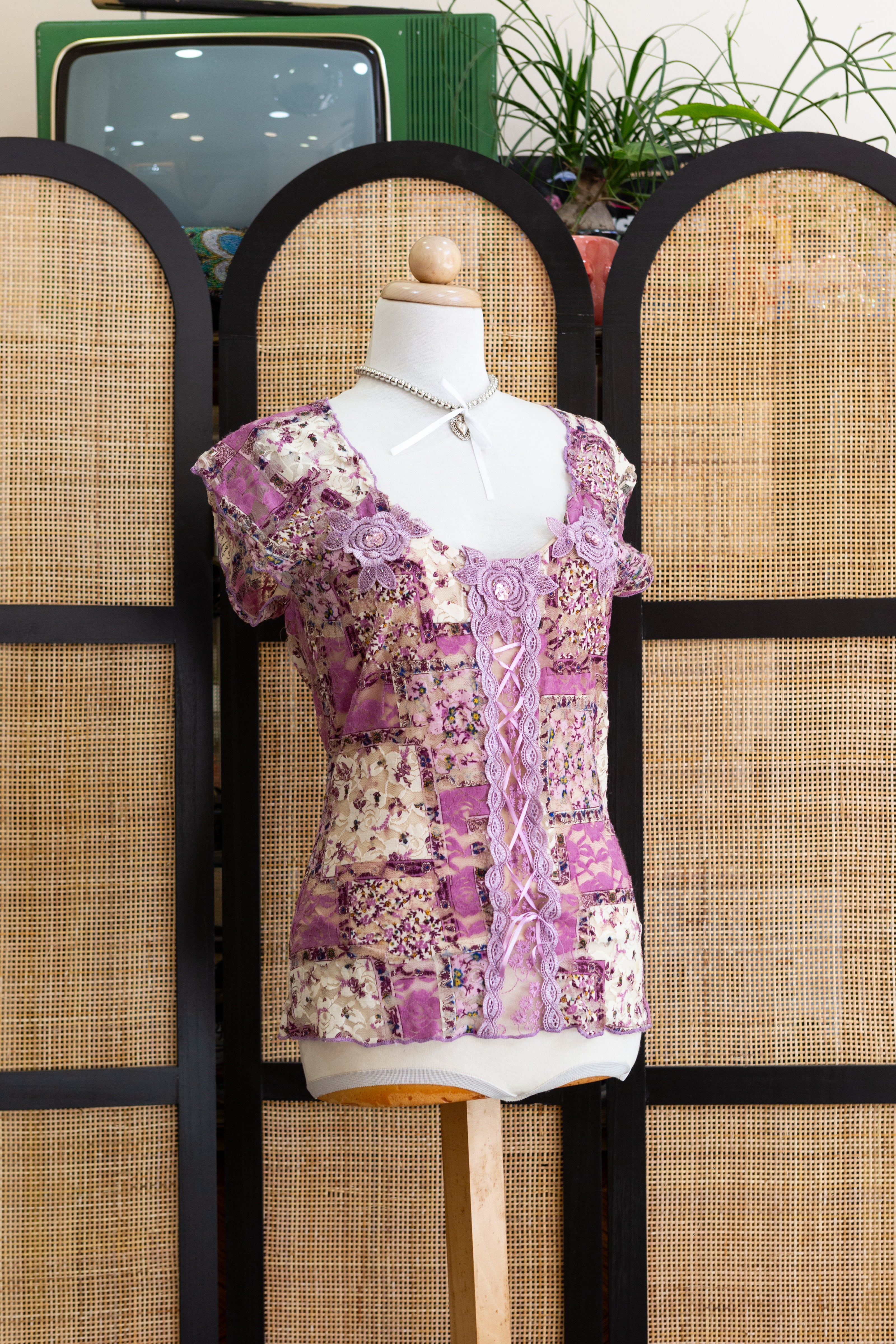 Romantic lacy top with embroidered detailing
