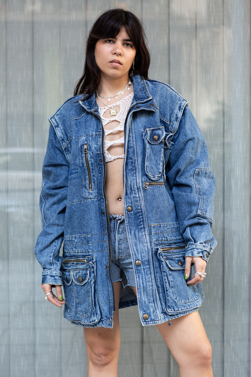 Stunning hand painted snake denim jacket (detachable sleeves)