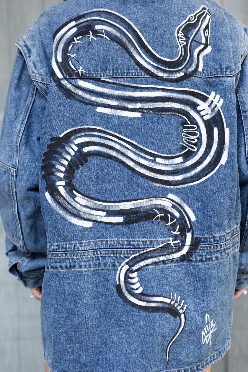 Stunning hand painted snake denim jacket (detachable sleeves)