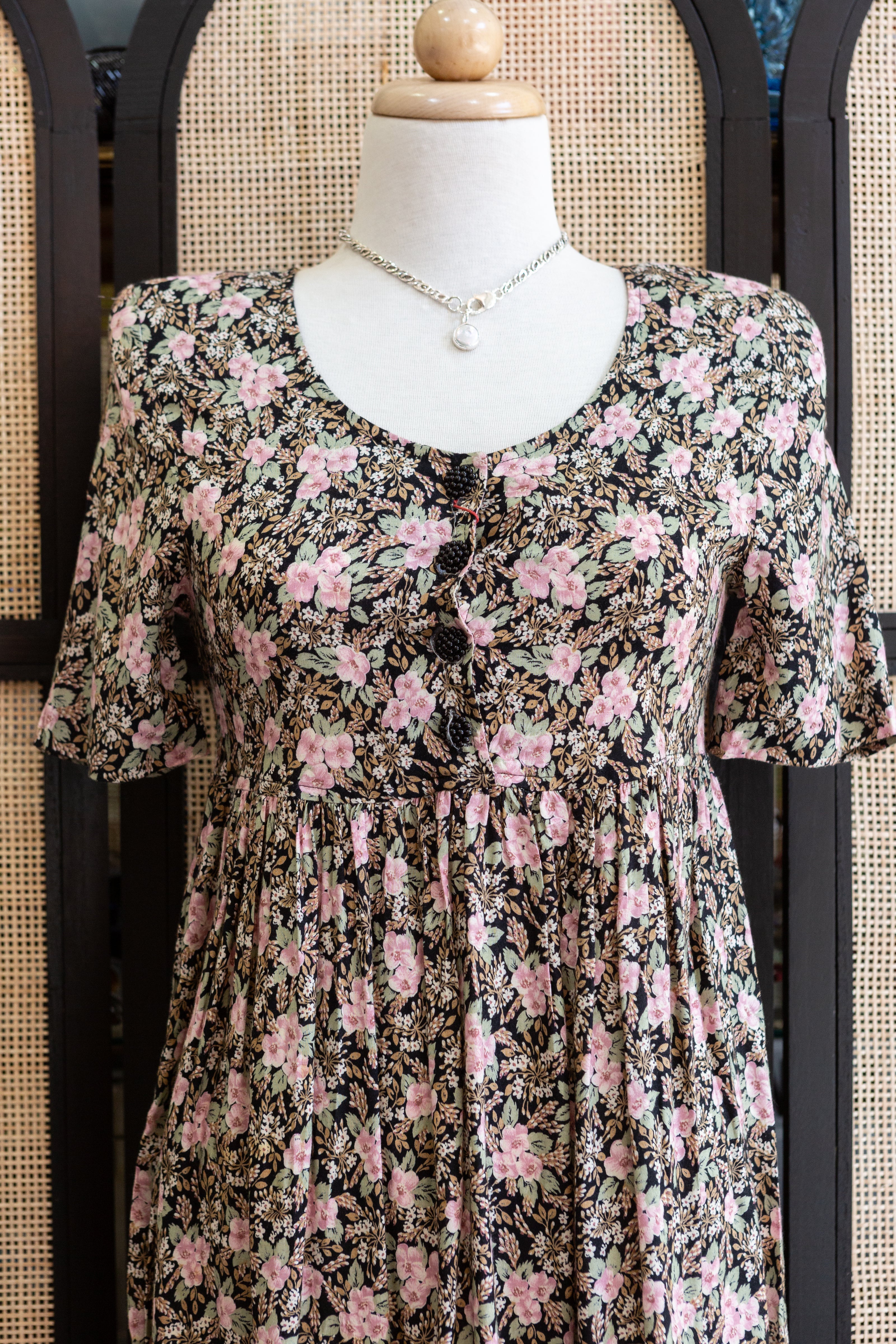 Super cute floral dress