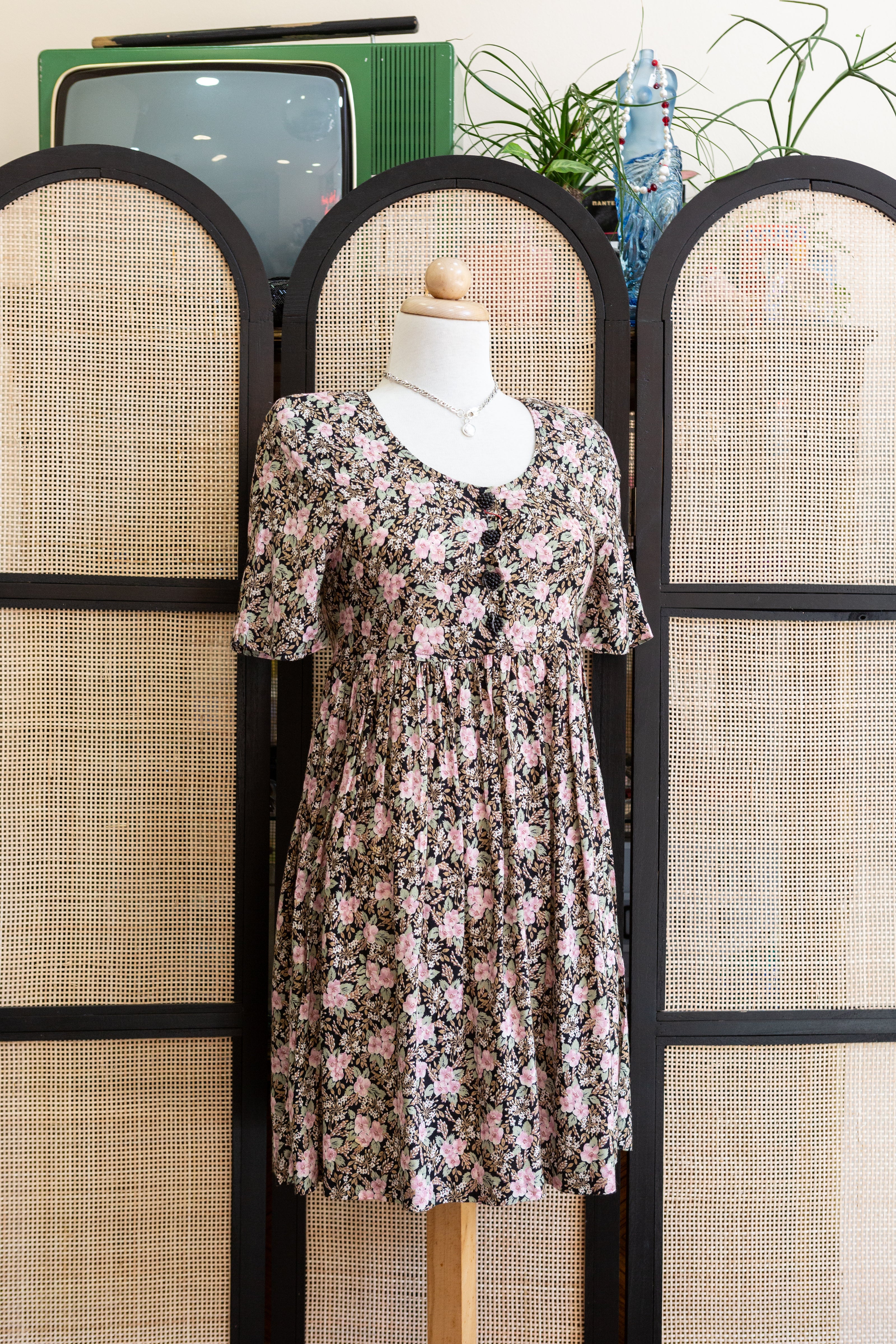 Super cute floral dress
