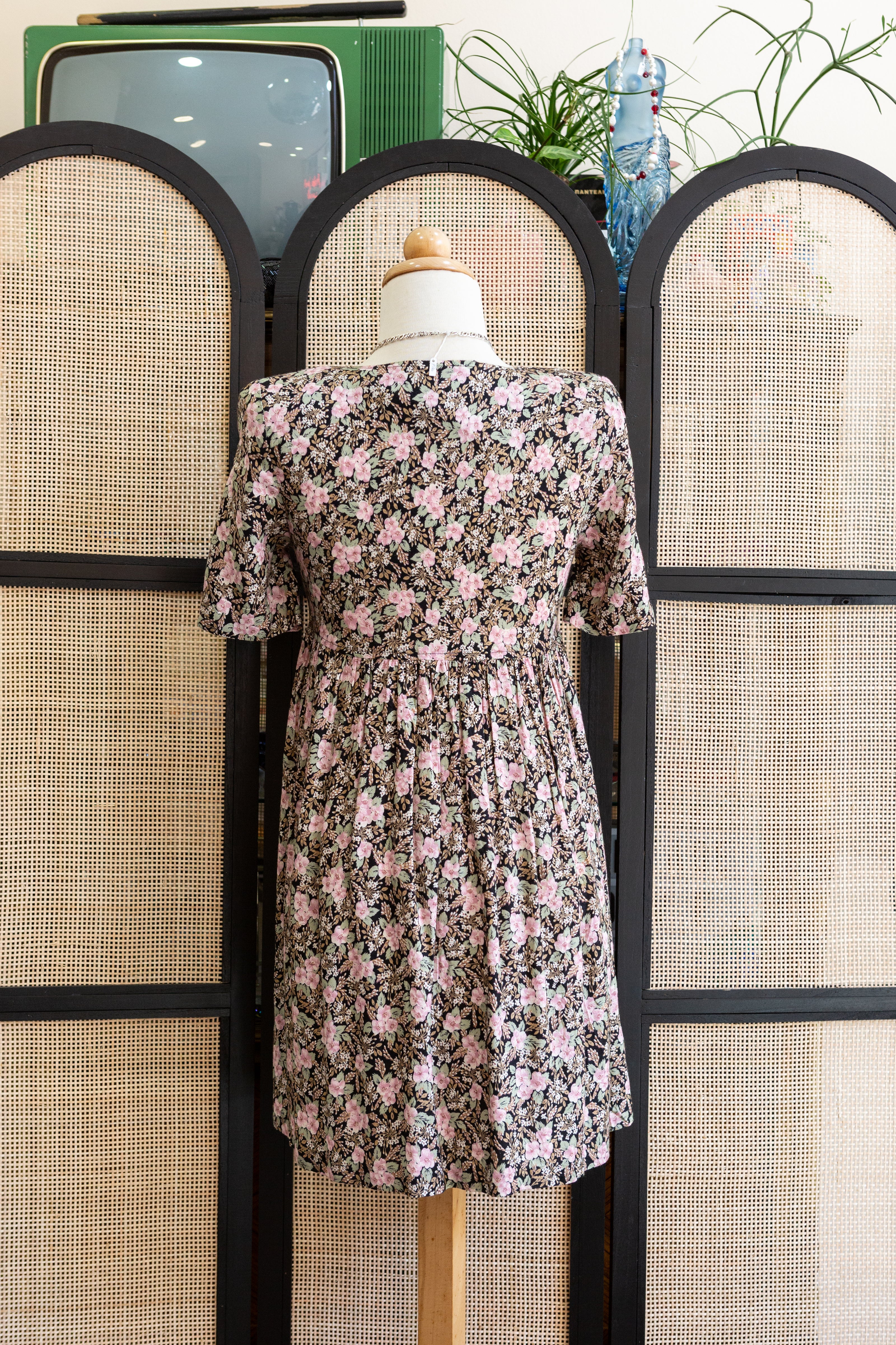 Super cute floral dress