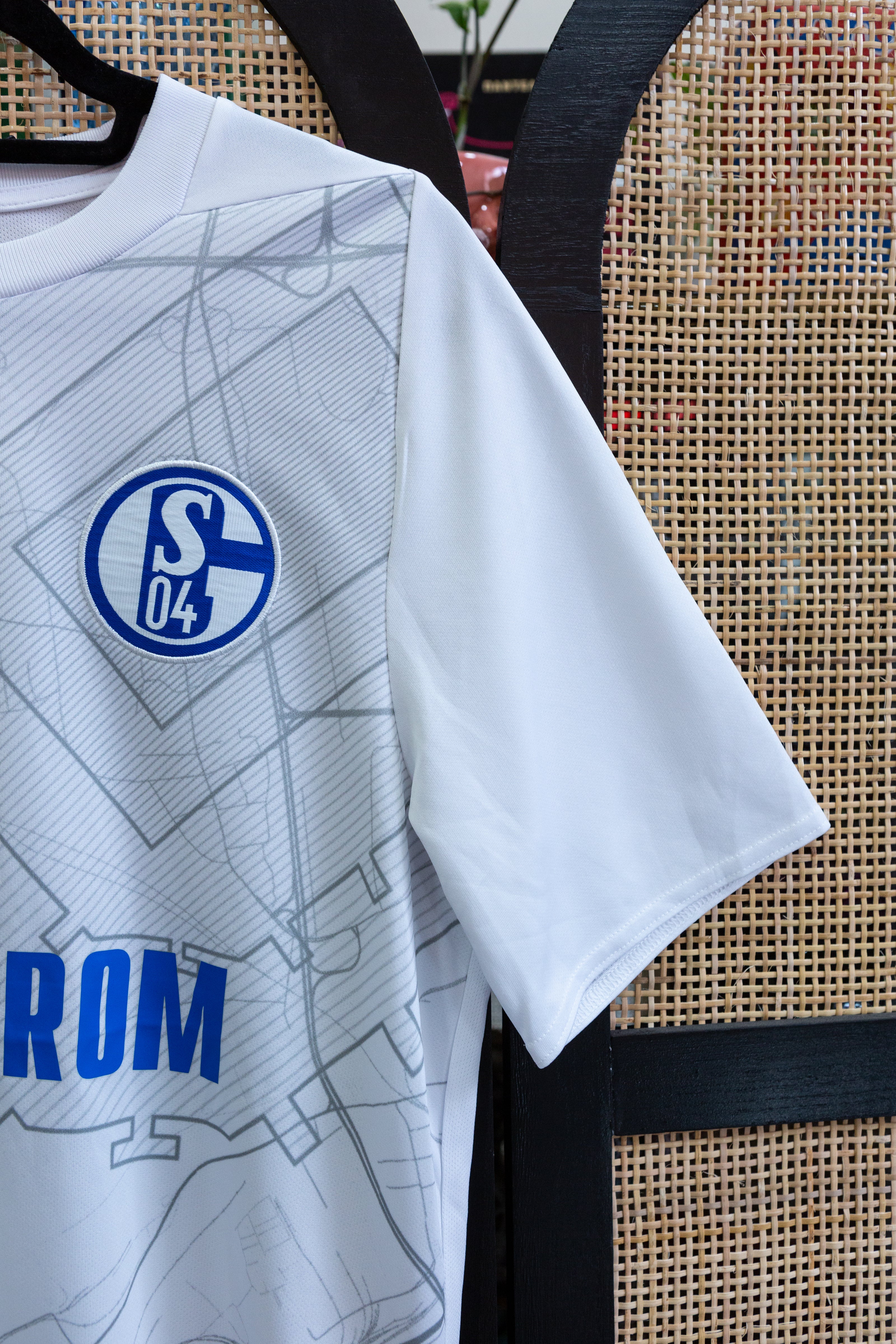 Vintage Schalke 04 Umbro Away Jersey