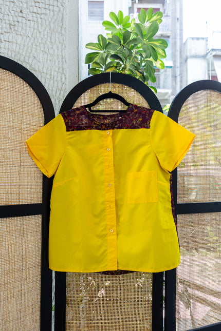 Vintage funky yellow shirt