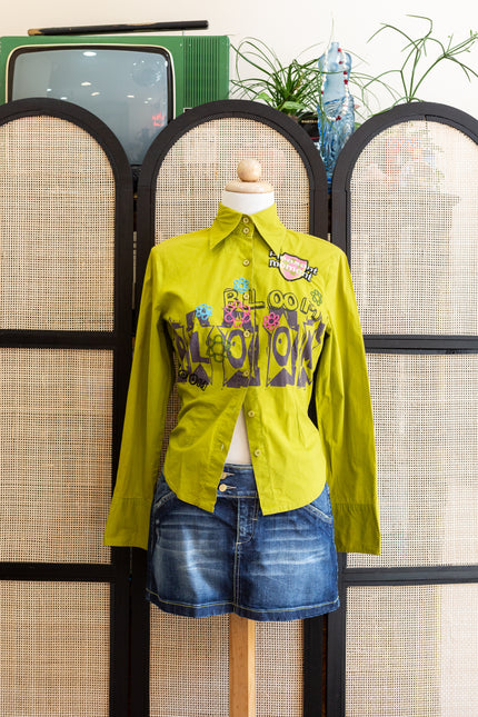 Bloom Y2K graphic shirt