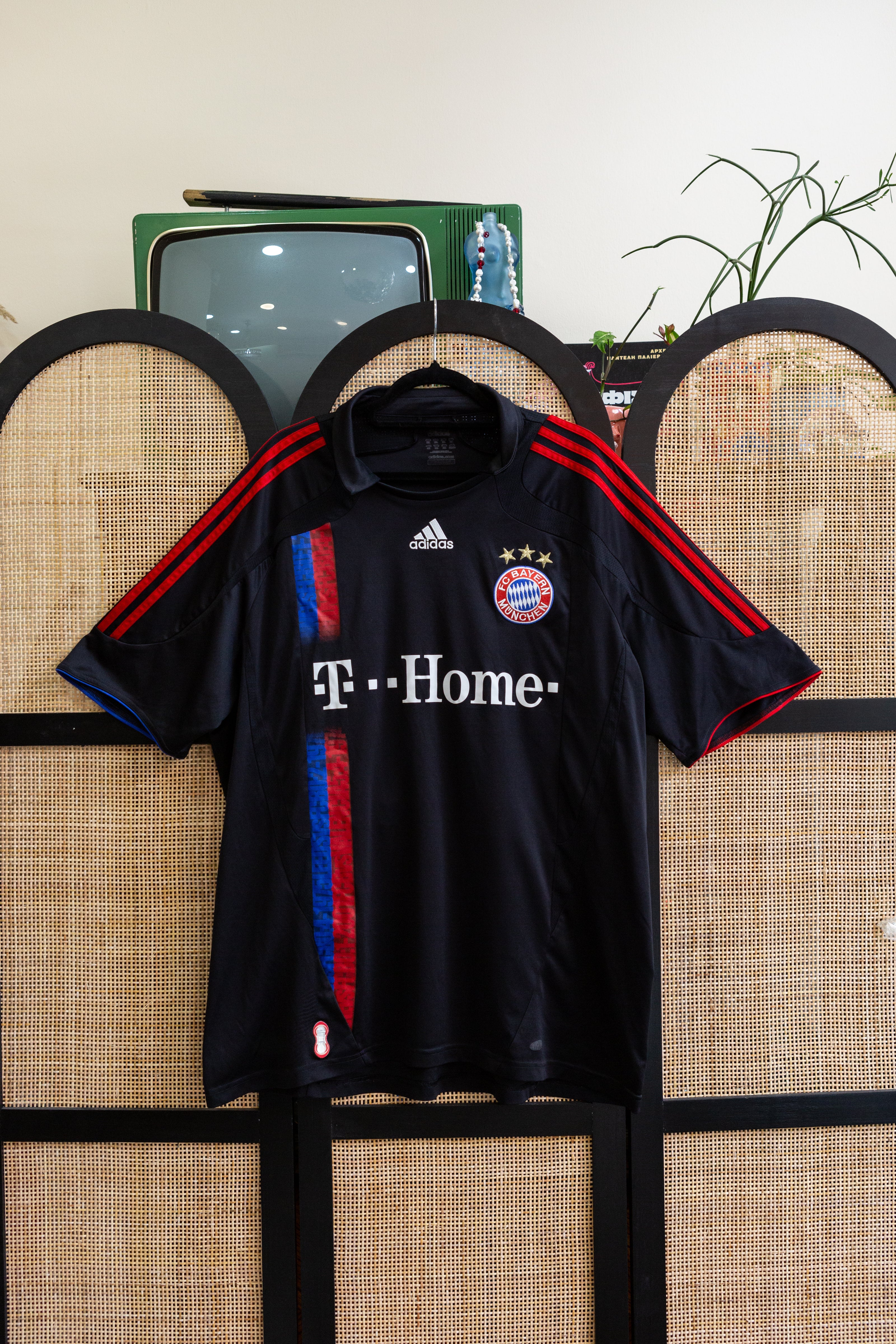 Vintage 2007/08 Bayern Munich Away Jersey – Schweinsteiger