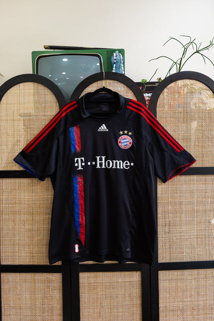 Vintage 2007/08 Bayern Munich Away Jersey – Schweinsteiger