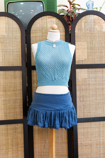 Super cute low waisted skirt