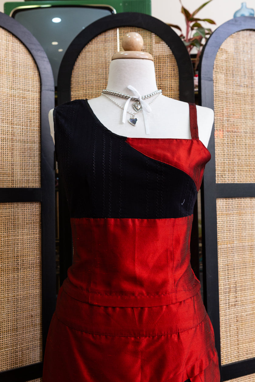 Super Hot Two-Piece Set – Asymmetrical Red & Black Corset Crop + Mini Skirt