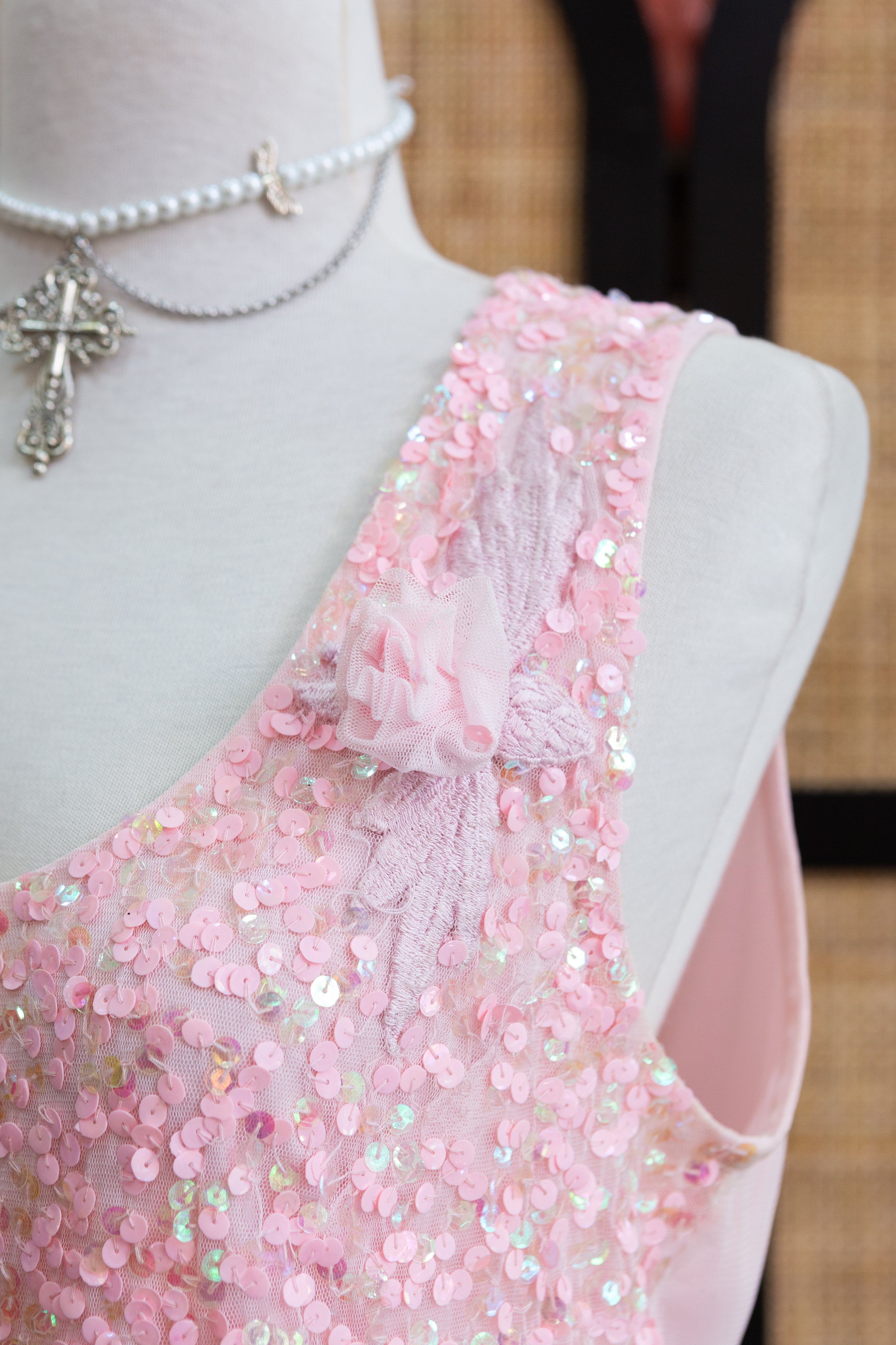 Super cute sequin top