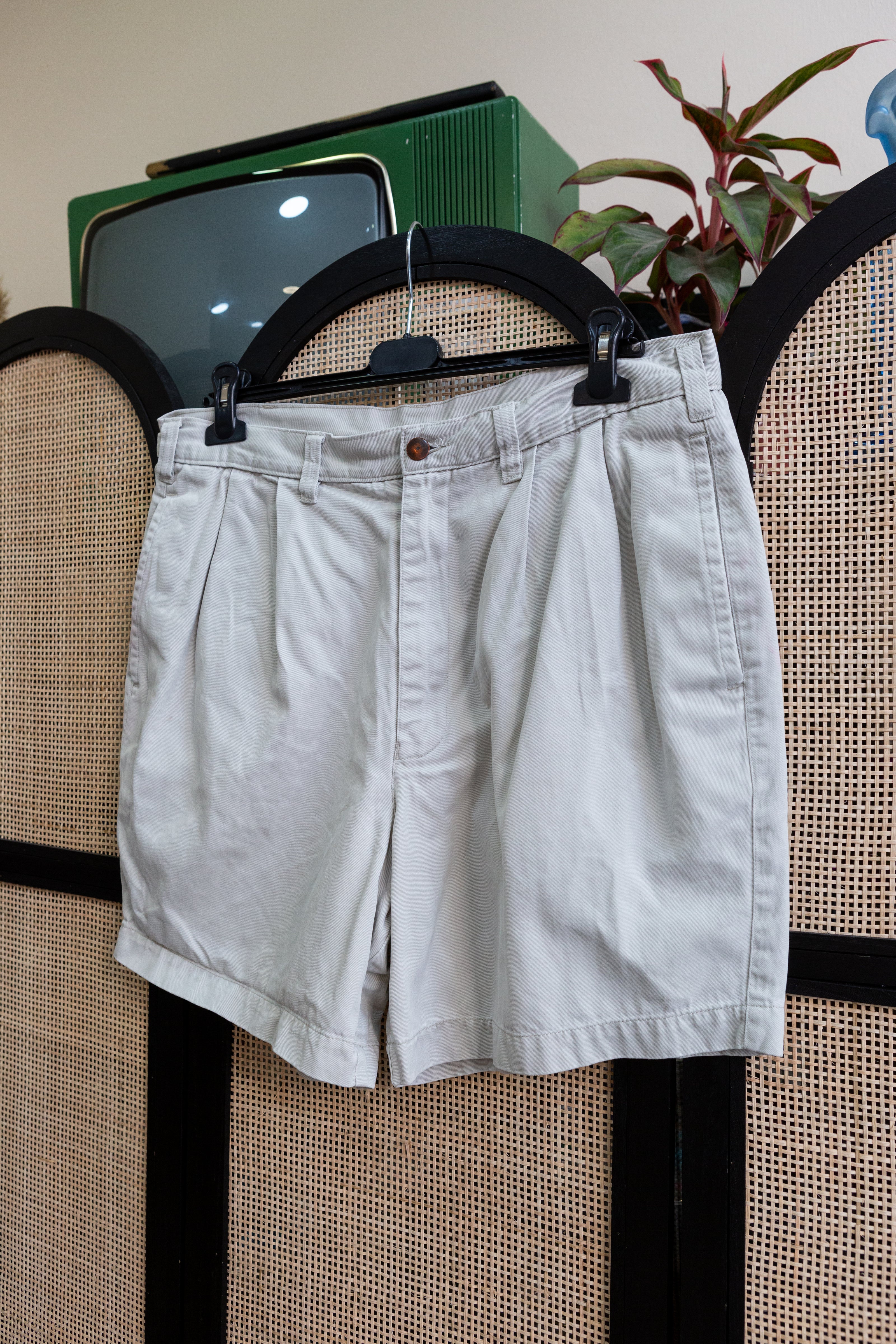 Marks & Spencer 100% cotton pleated chino shorts