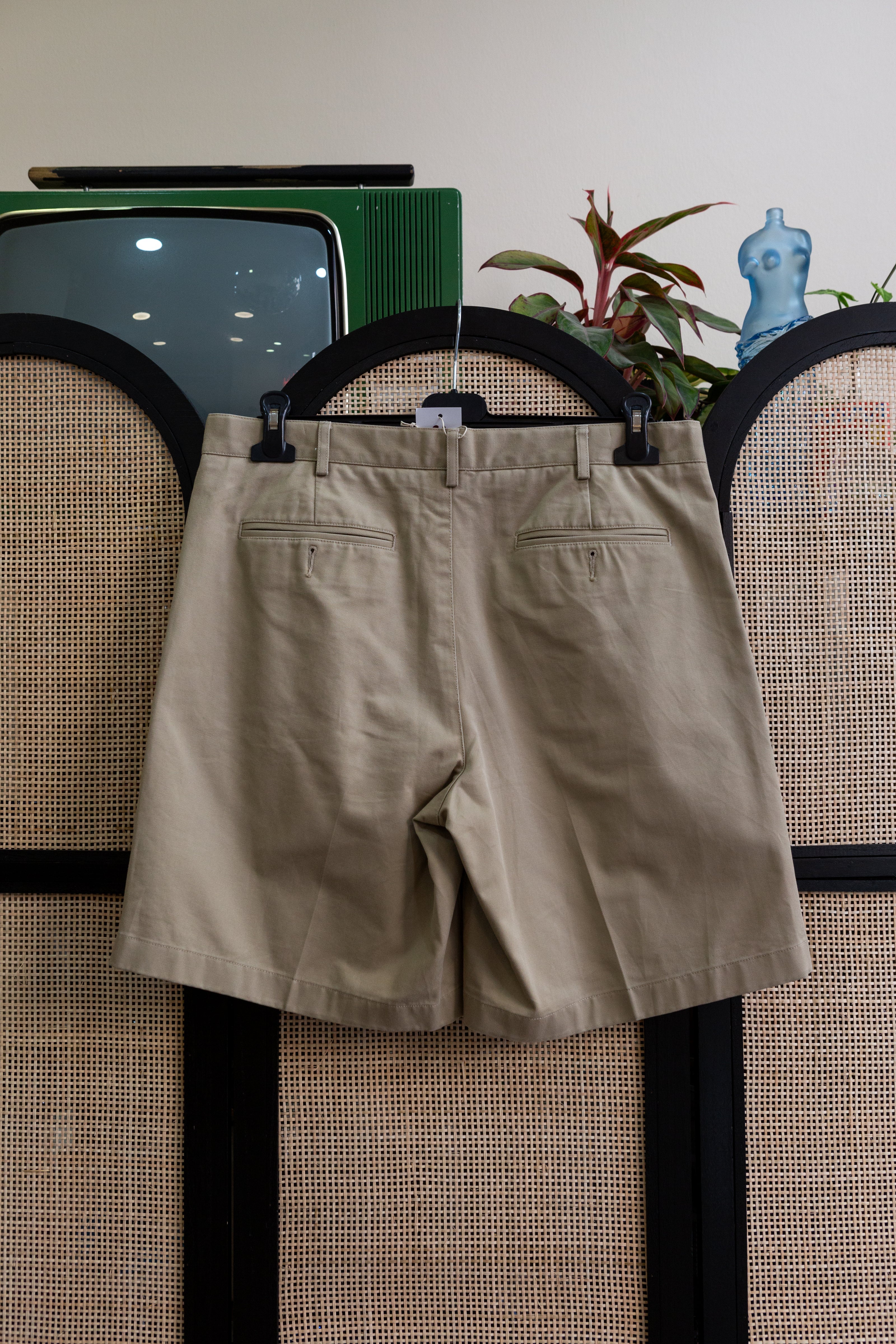 Lands'end pleated chino shorts (100% cotton)