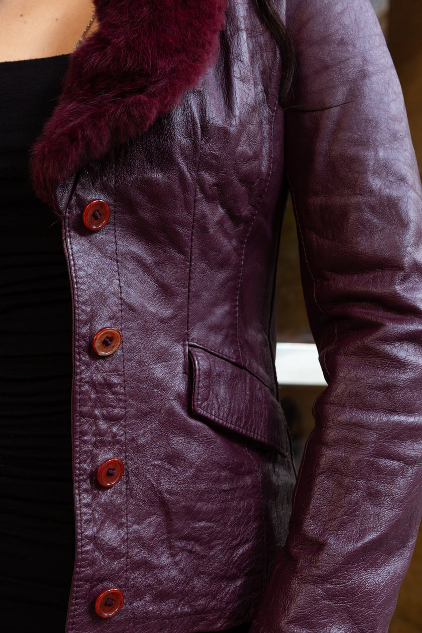 Super cute burgundy leather jacket with fur collar (XS/S)