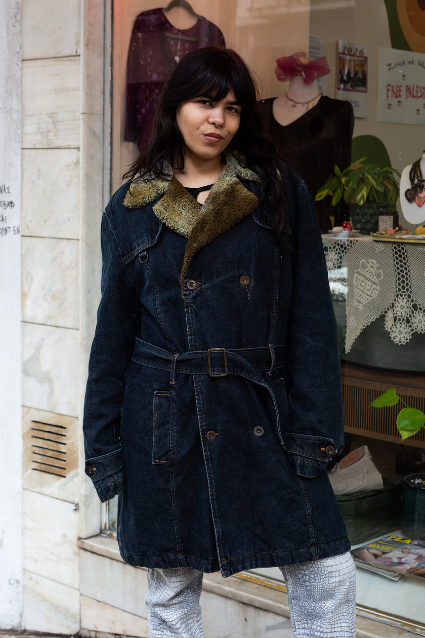 Energie denim jacket with faux fur collar (XL)