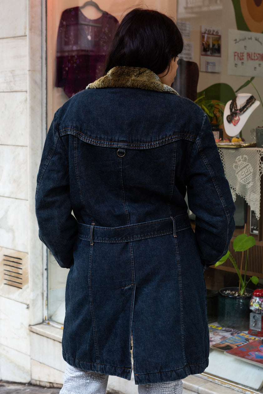 Energie denim jacket with faux fur collar (XL)
