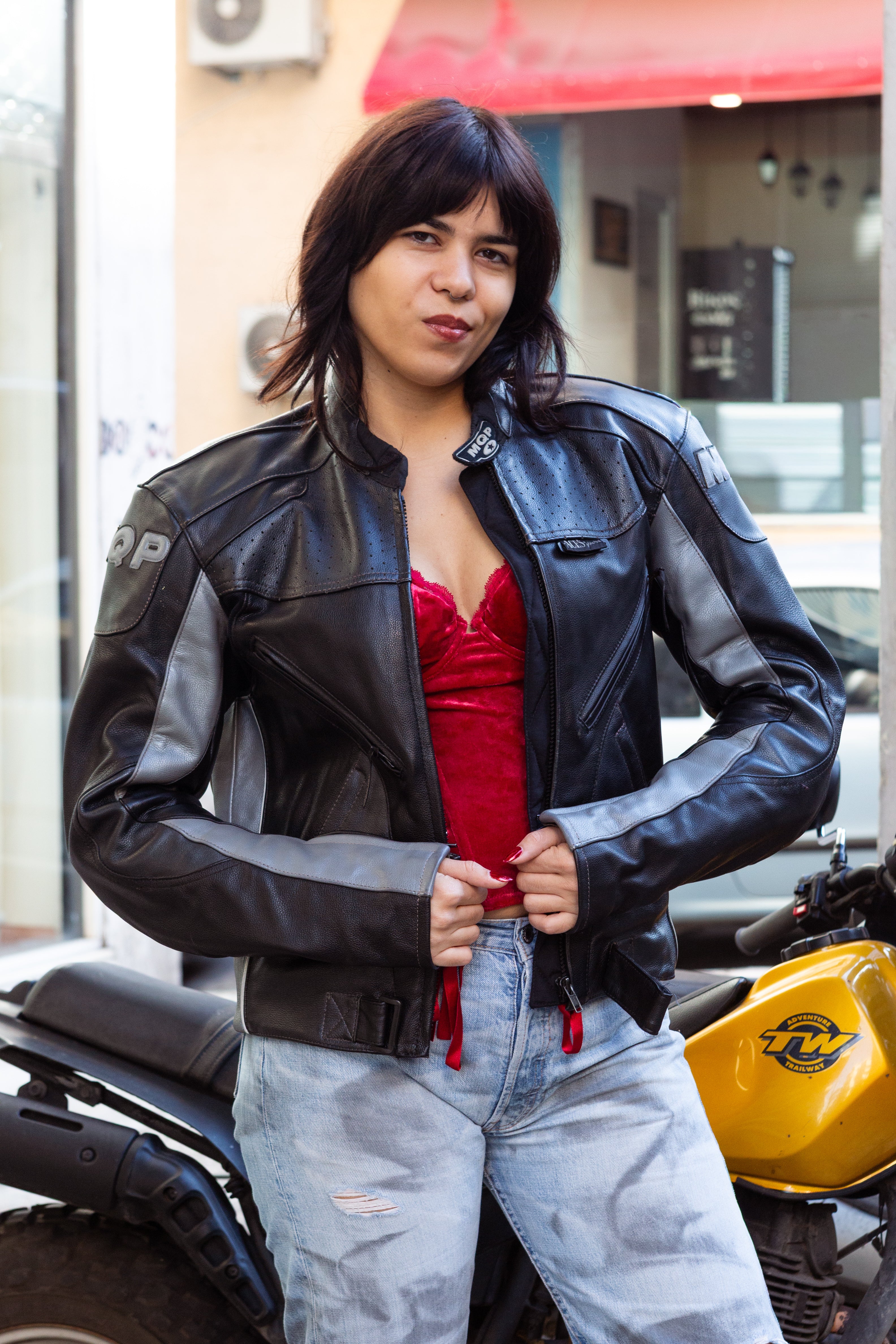 Woman’s leather motorcycle jacket (M/L)