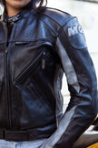 Woman’s leather motorcycle jacket (M/L)